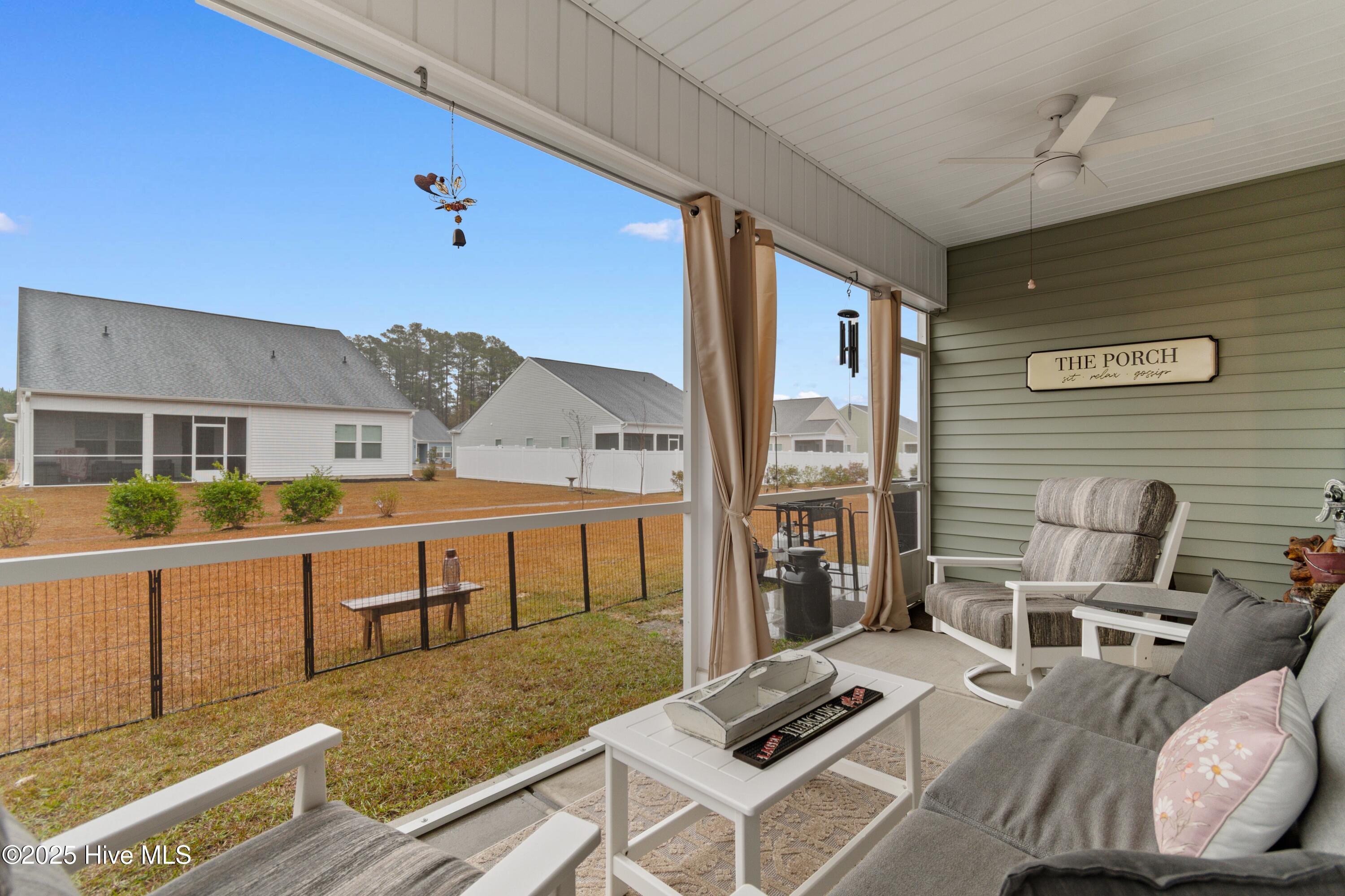 100543949 | Photo 27