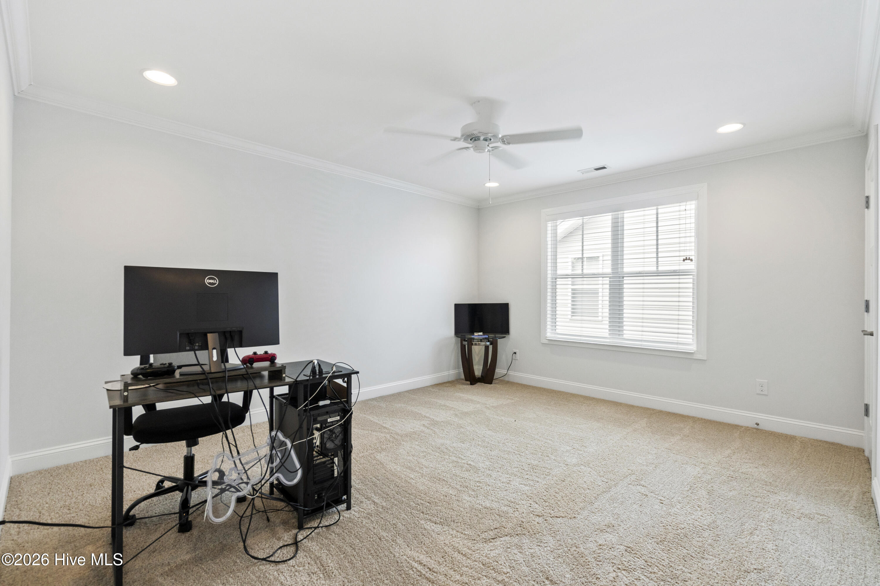 100554092 | Photo 22