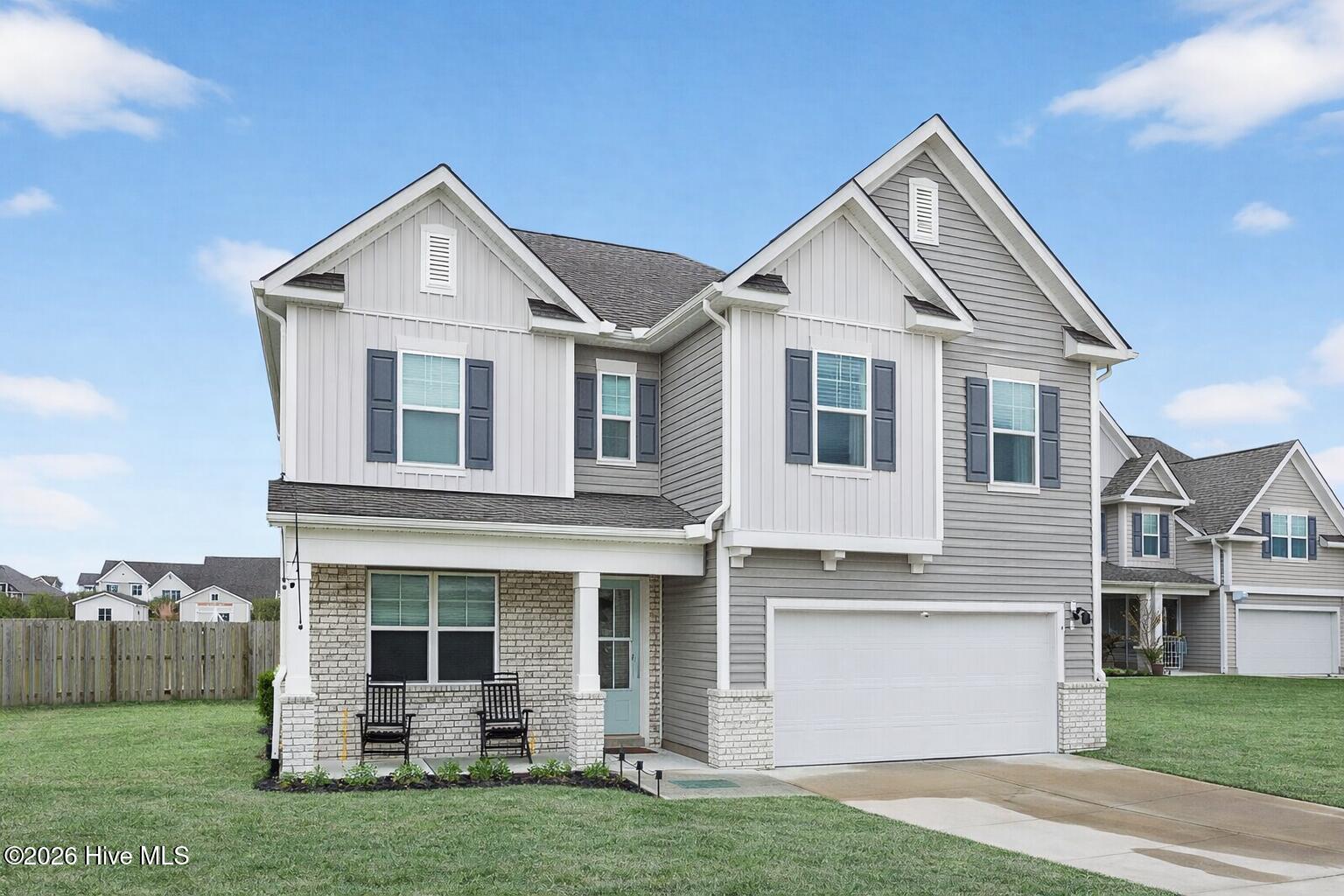 100557202 | Photo 24