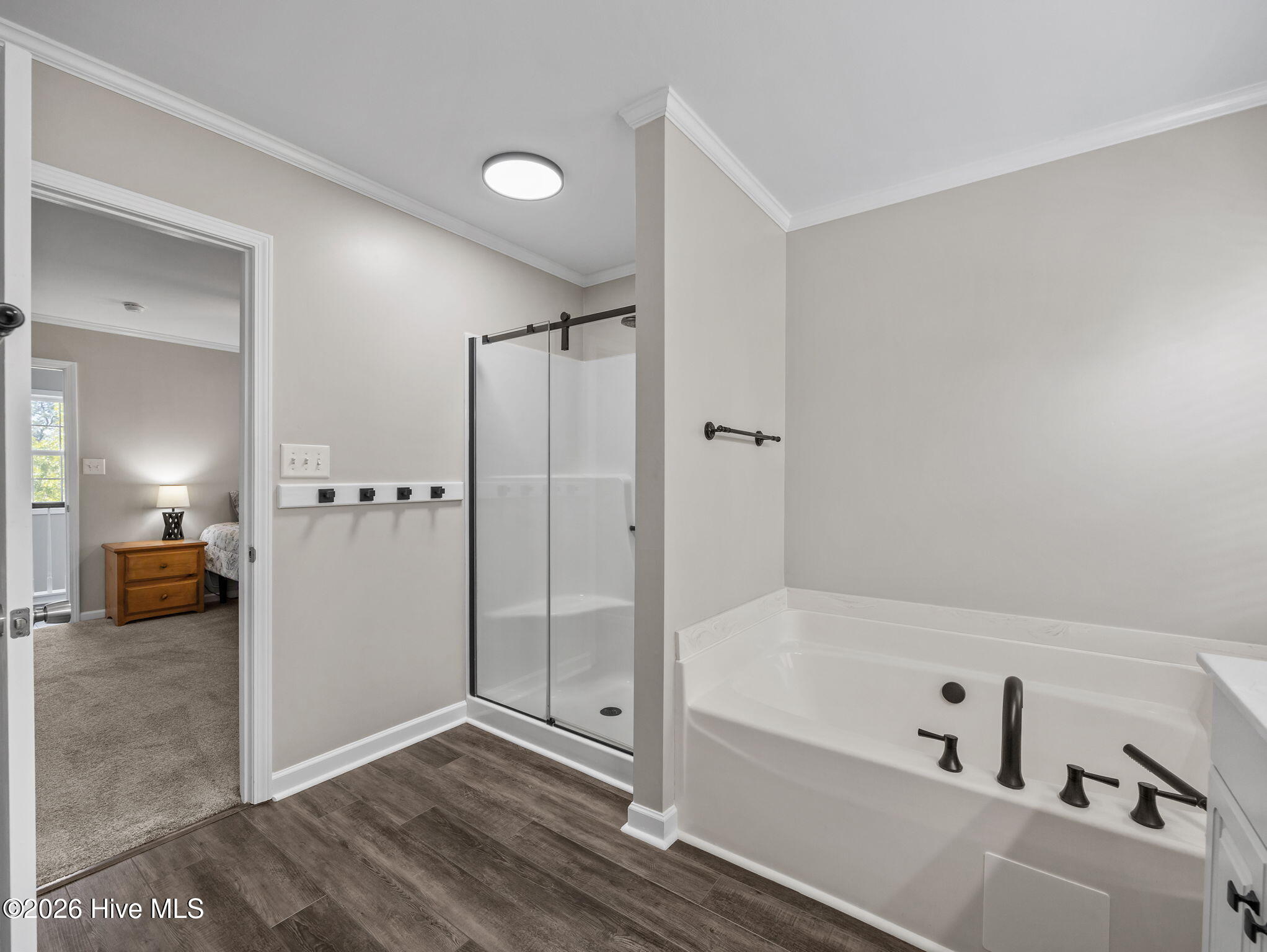 100567456 | Photo 25