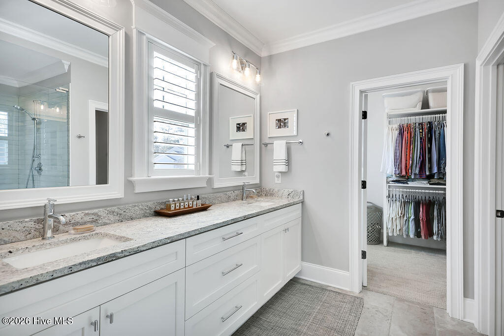 100553460 | Photo 29