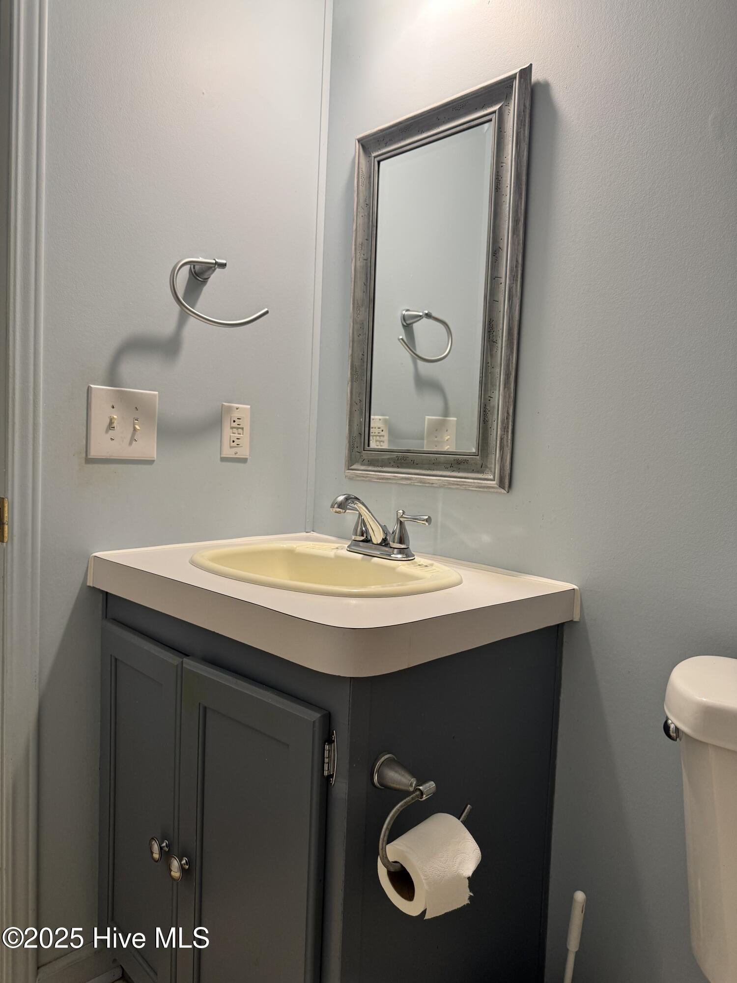 100538236 | Photo 38