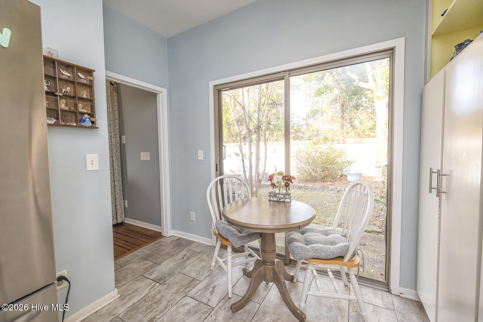 100549741 | Photo 16