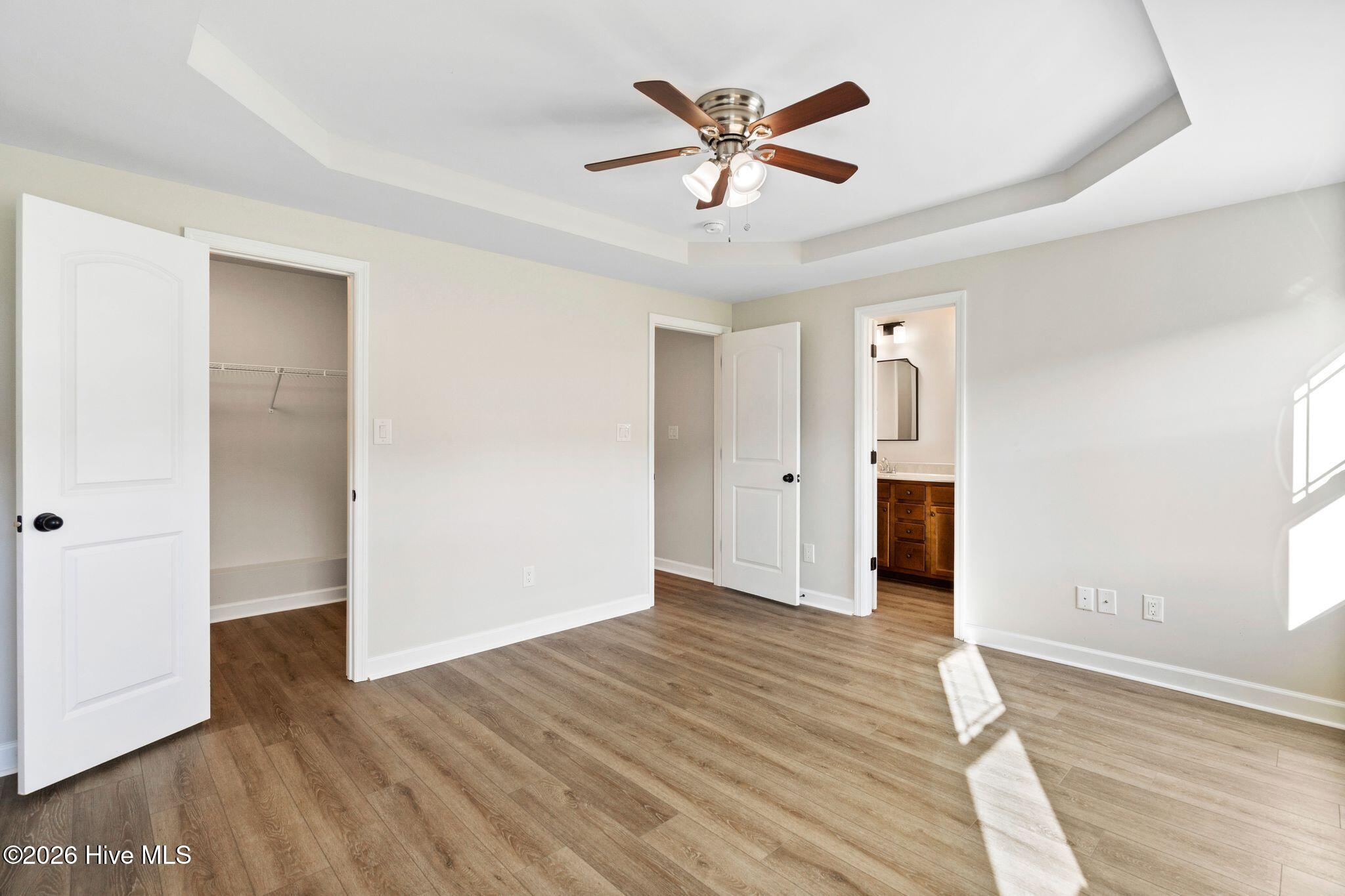 100559181 | Photo 16