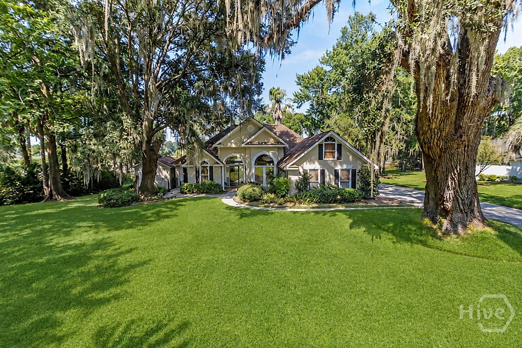 Front Photo Exterior - Grass Virtually Enhanced
