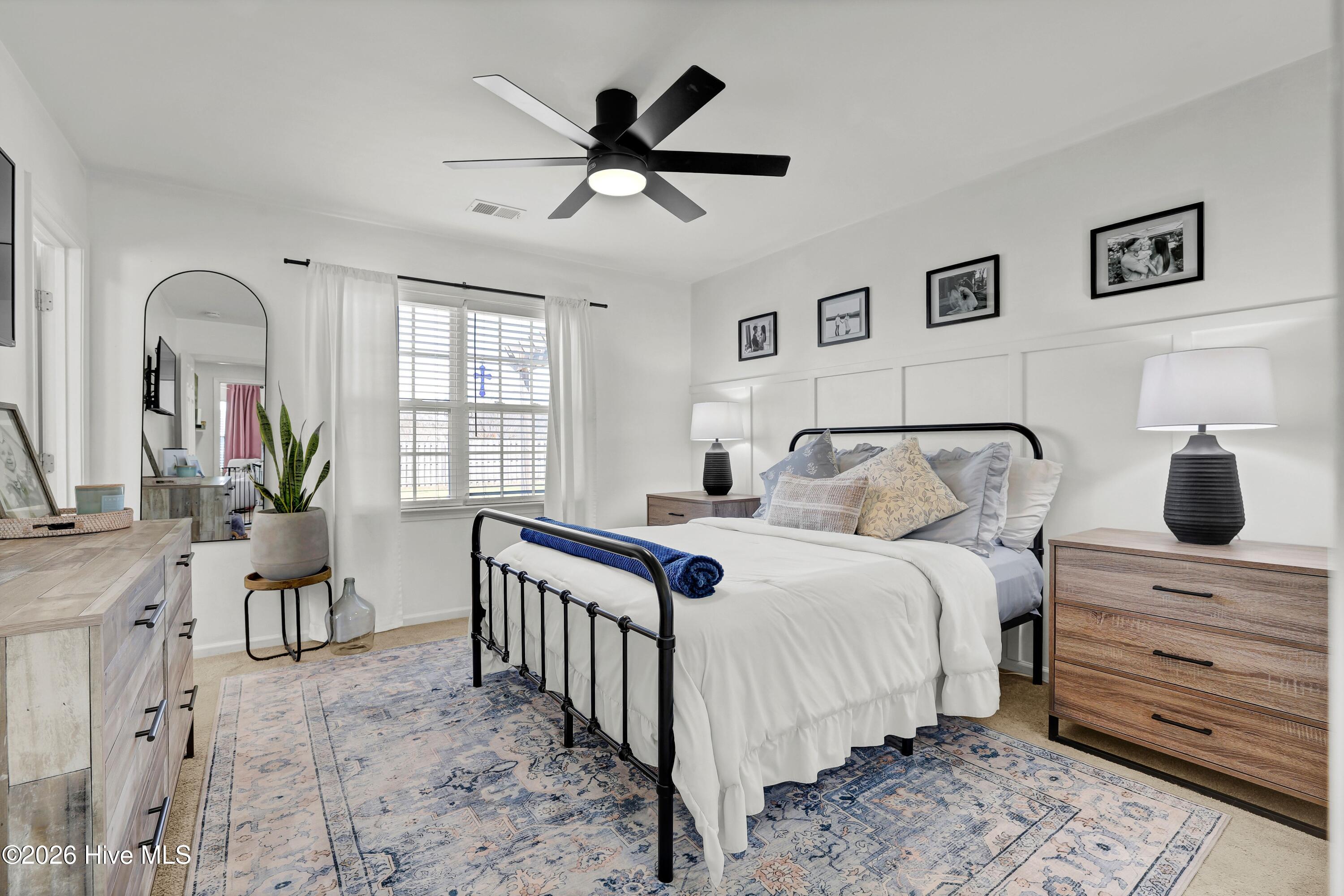 100561513 | Photo 12