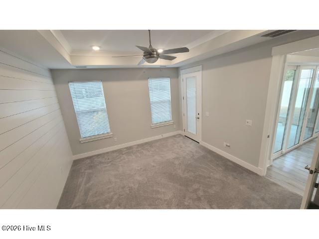 100546401 | Photo 13