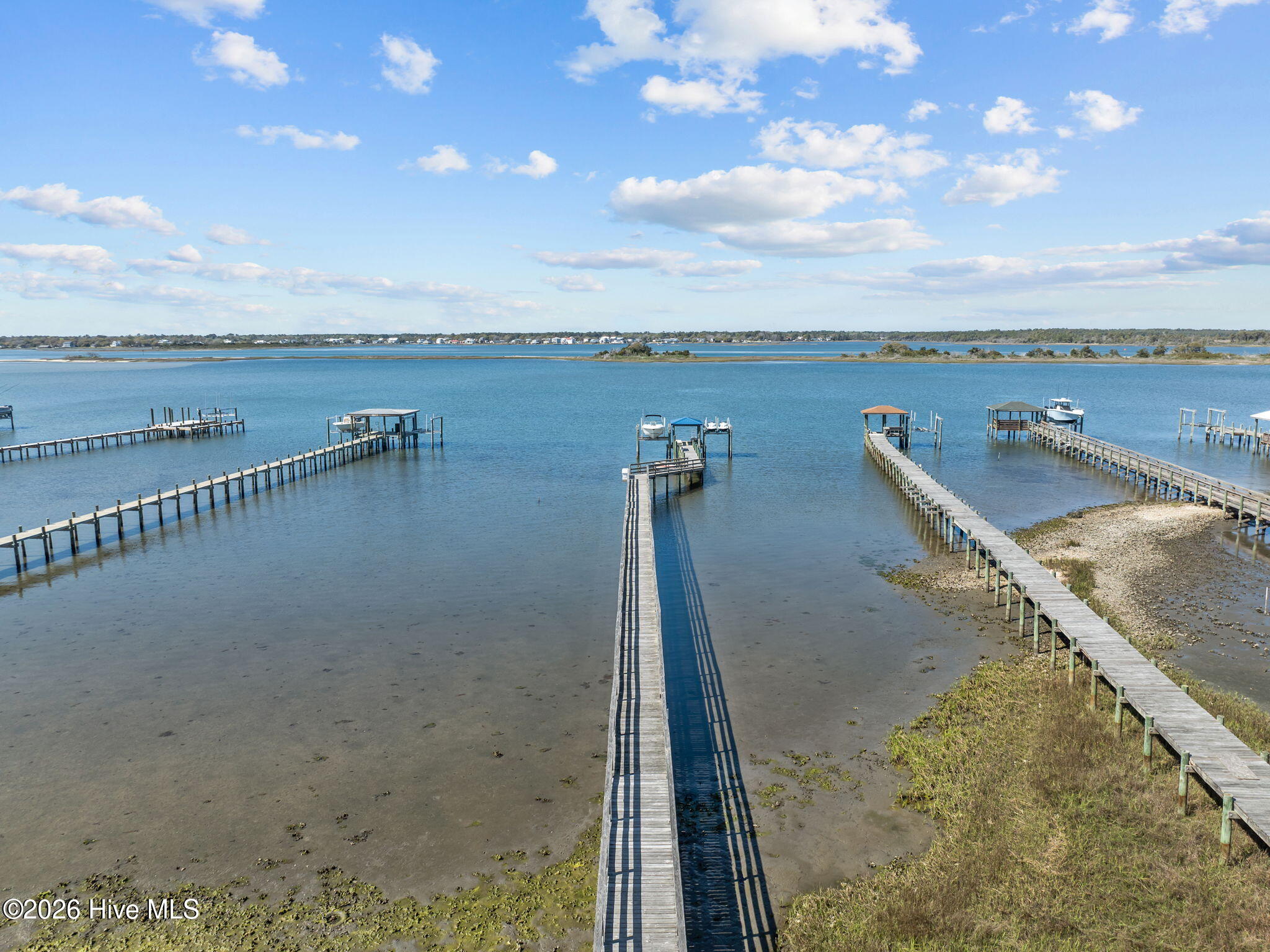 100564617 | Photo 58