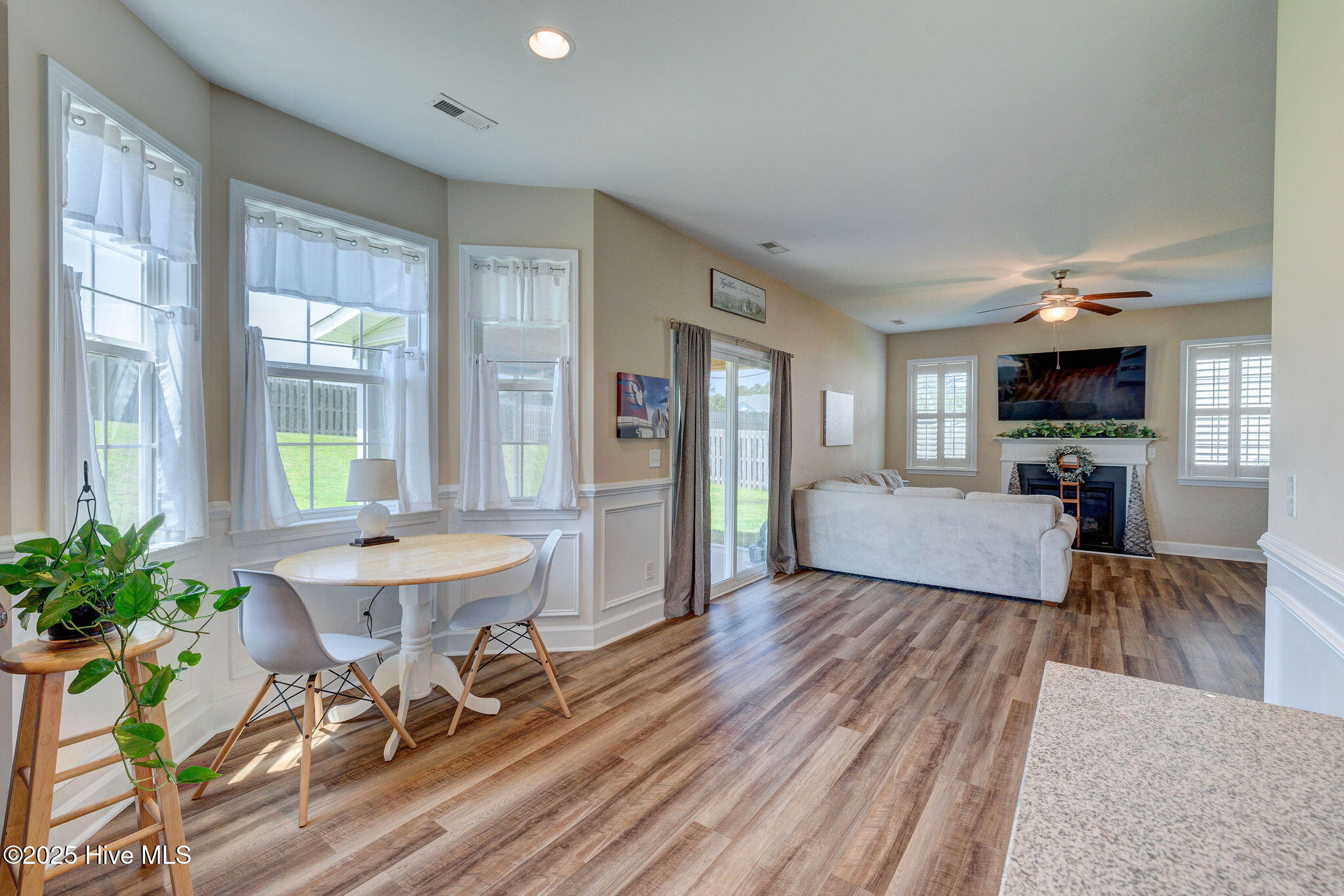 463 Avendale Drive, Rocky Point, NC 28457 – photo 16: 463AvendaleDrive-22