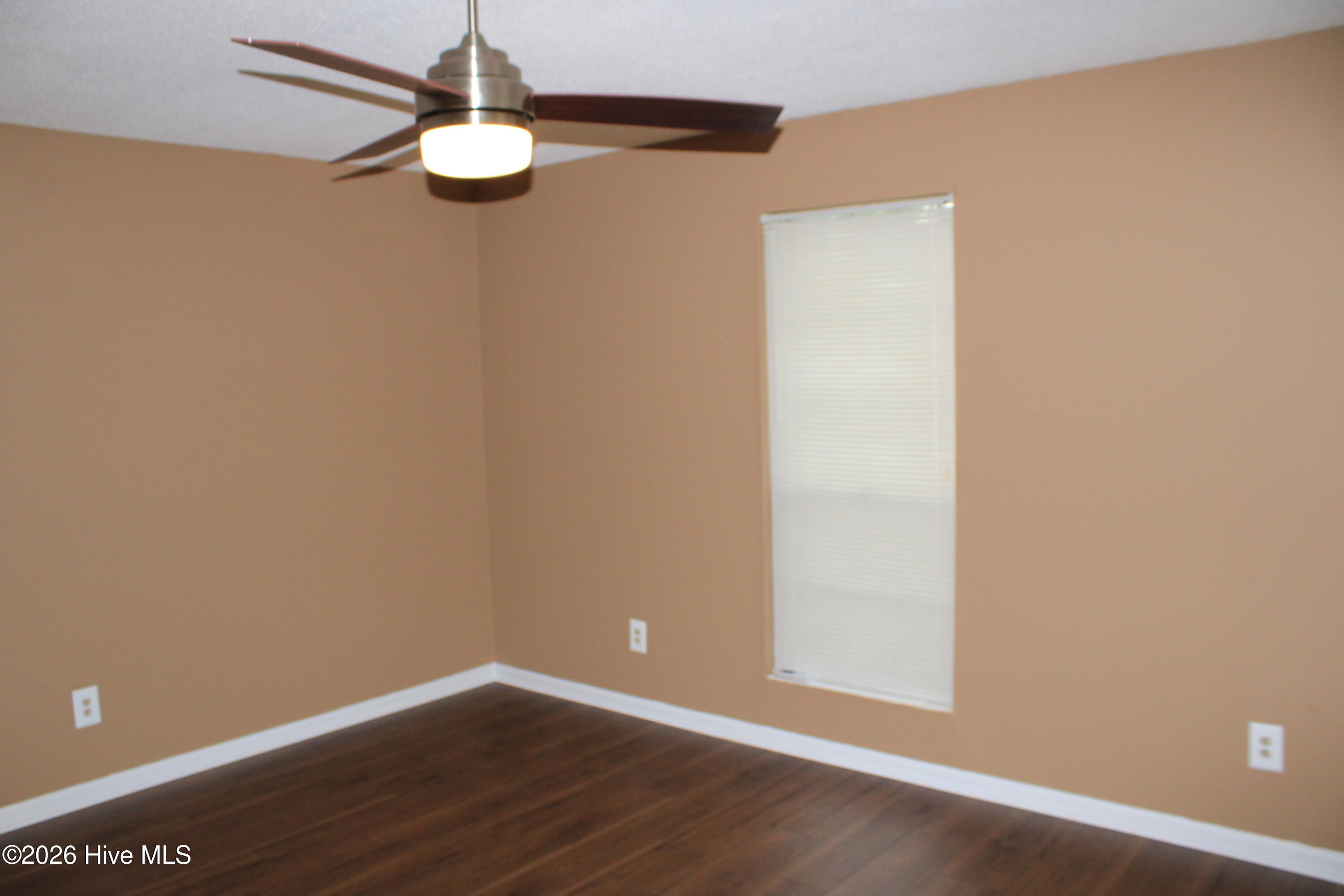 Ceiling fan w/remote control