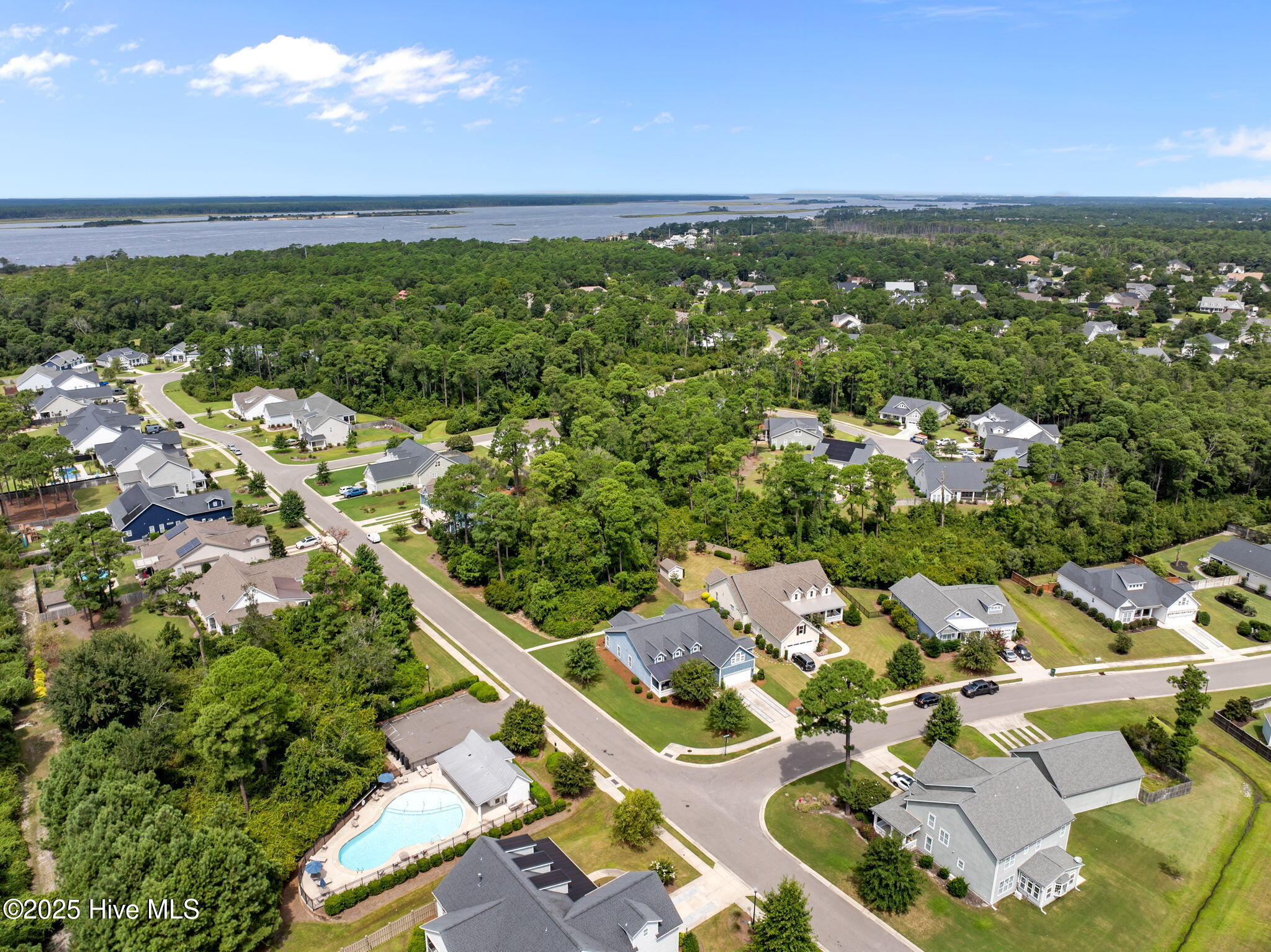 100525866 | Photo 60