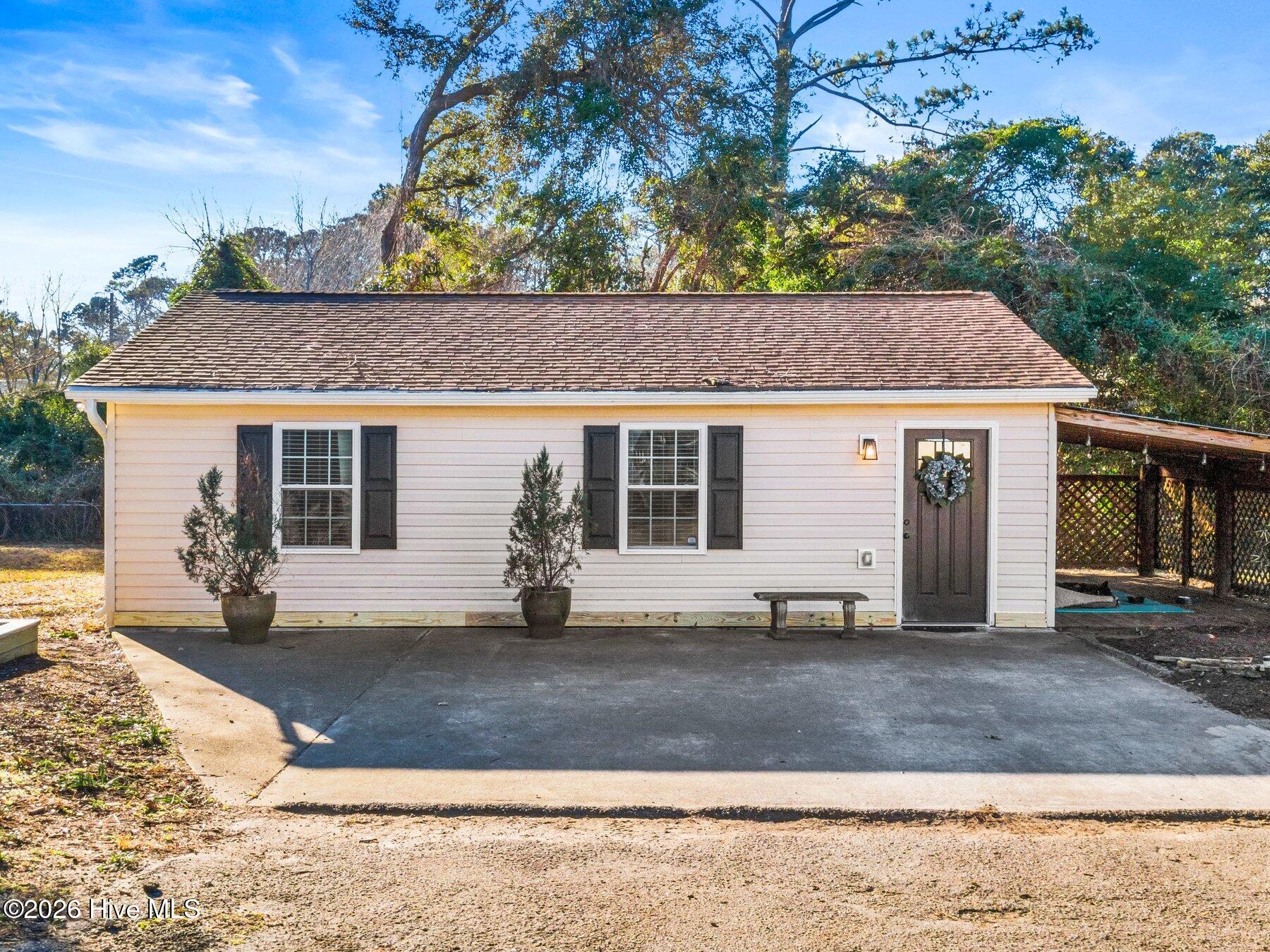 100550580 | Photo 30