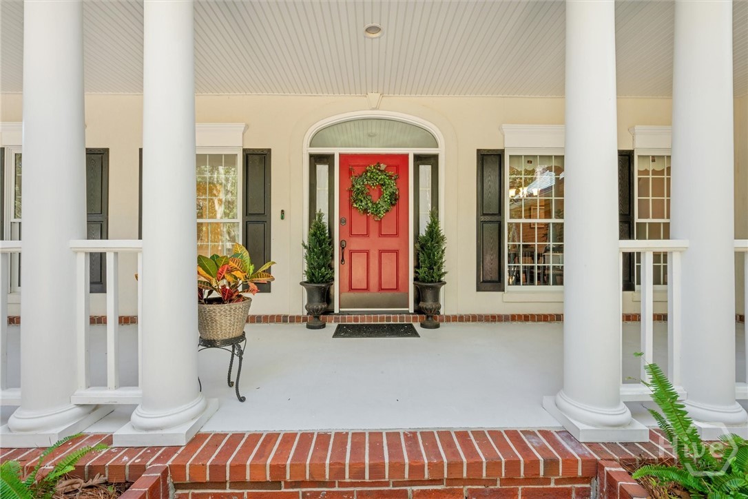 Homes for sale in Richmond Hill, GA | 262 Mingarry Dr, Richmond Hill, GA 31324 | MLS# SA343117