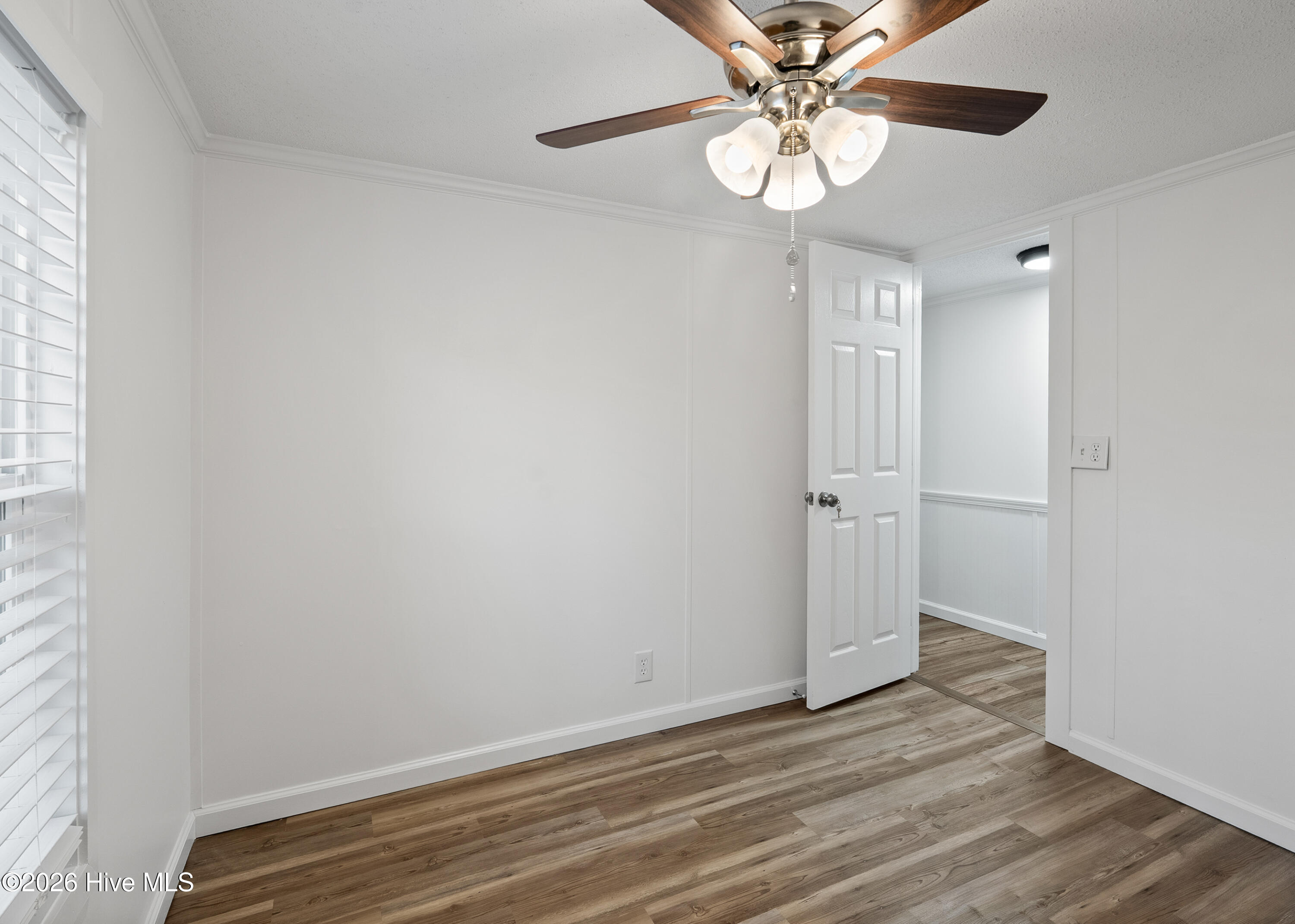 100552713 | Photo 26