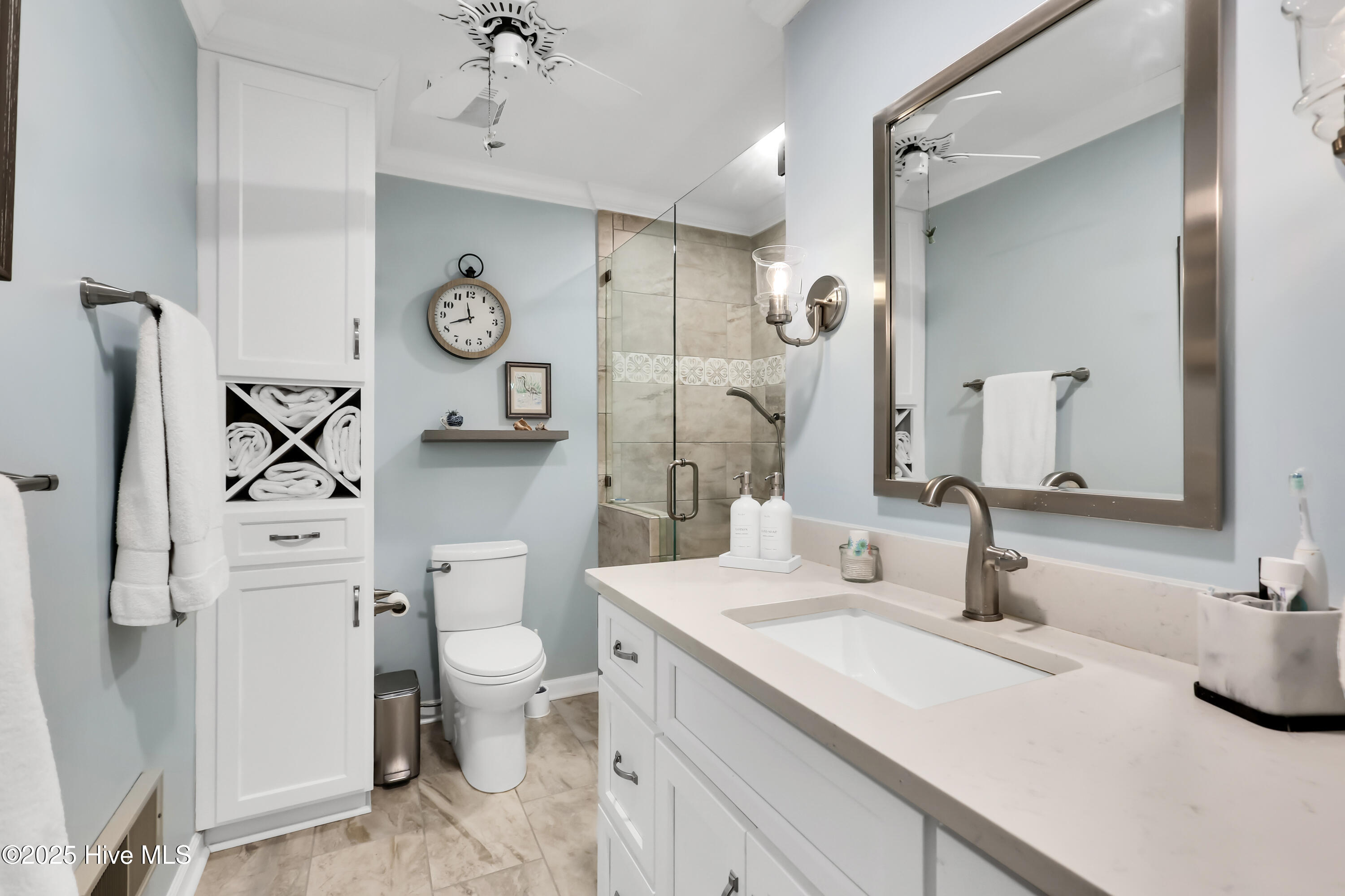 100544333 | Photo 19