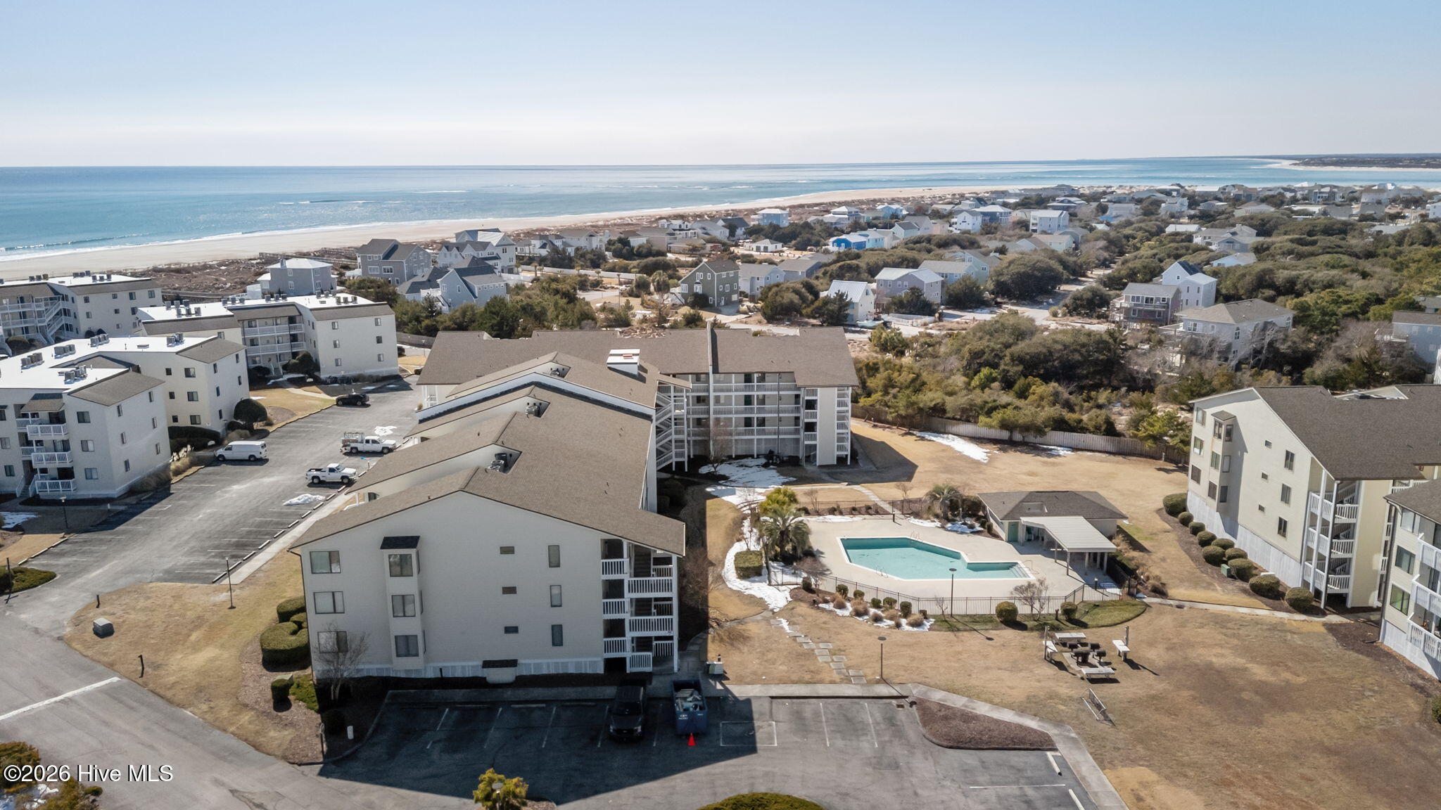 100551765 | Photo 44