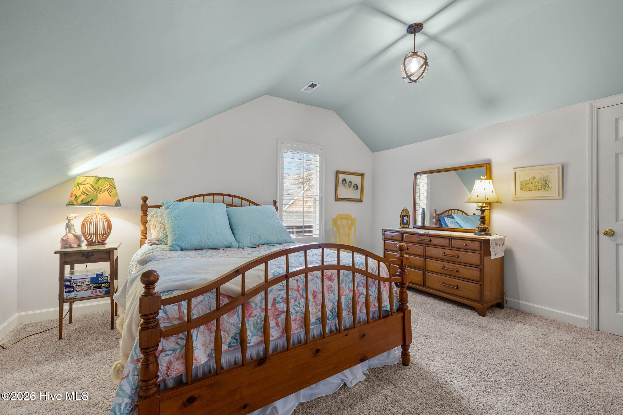 100552900 | Photo 28