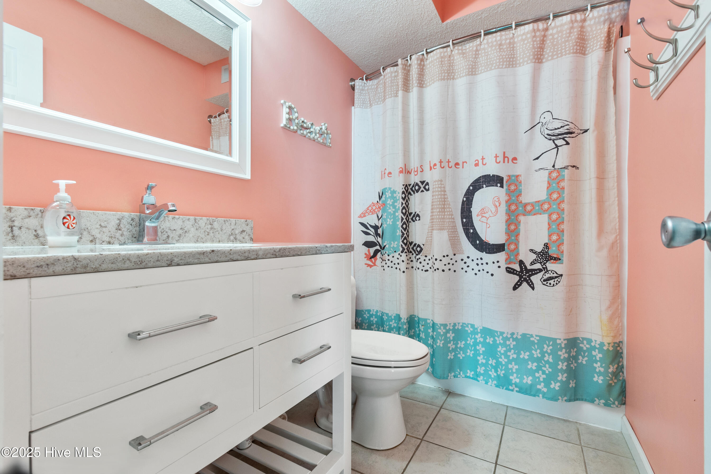 100508749 | Photo 15