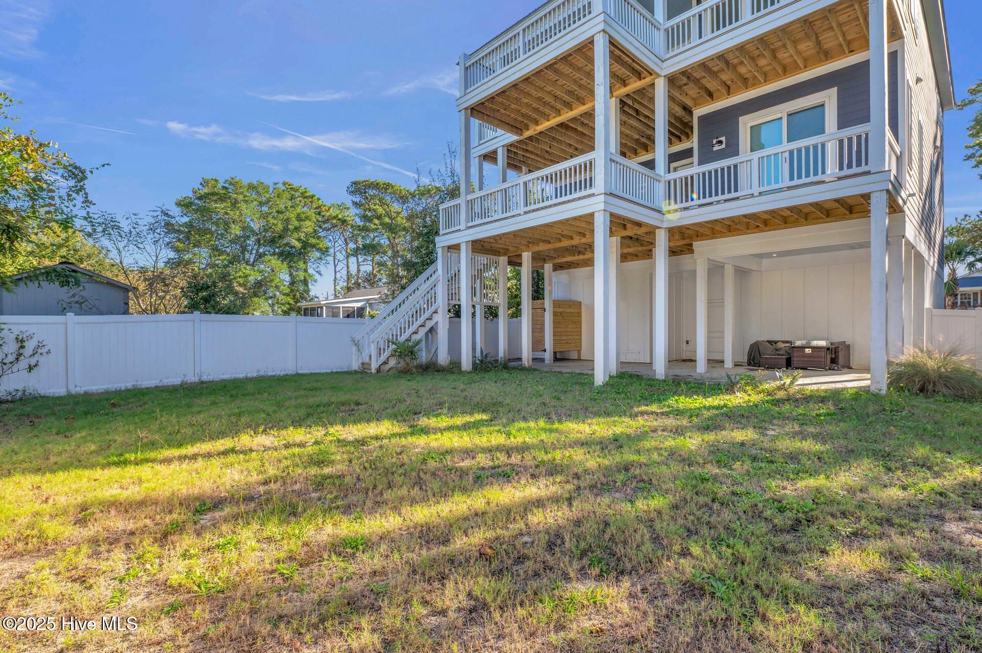 100539470 | Photo 45