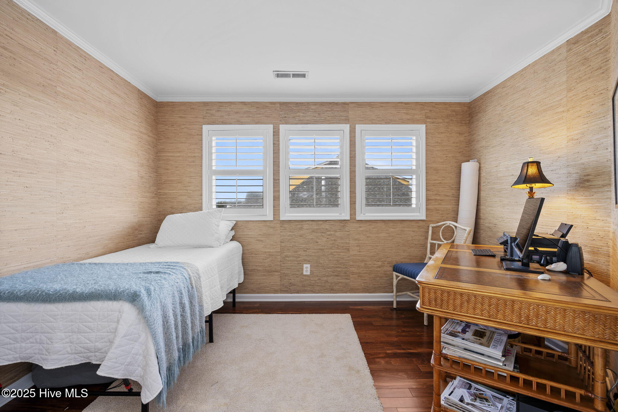 100544331 | Photo 50