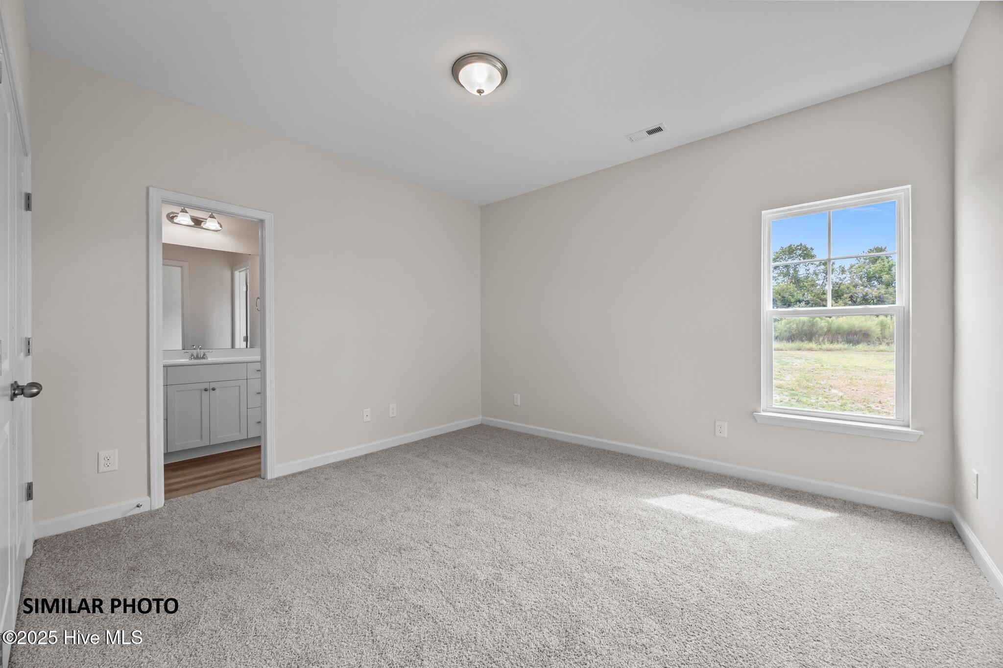 1104 Lunenburg Place, Jacksonville, NC 28540 – photo 24: 21-web-or-mls-IMG_9306