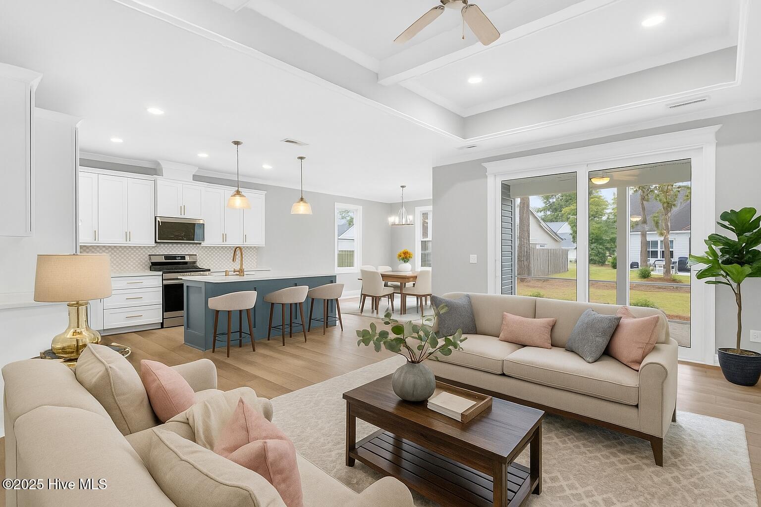 100491701 | Photo 20