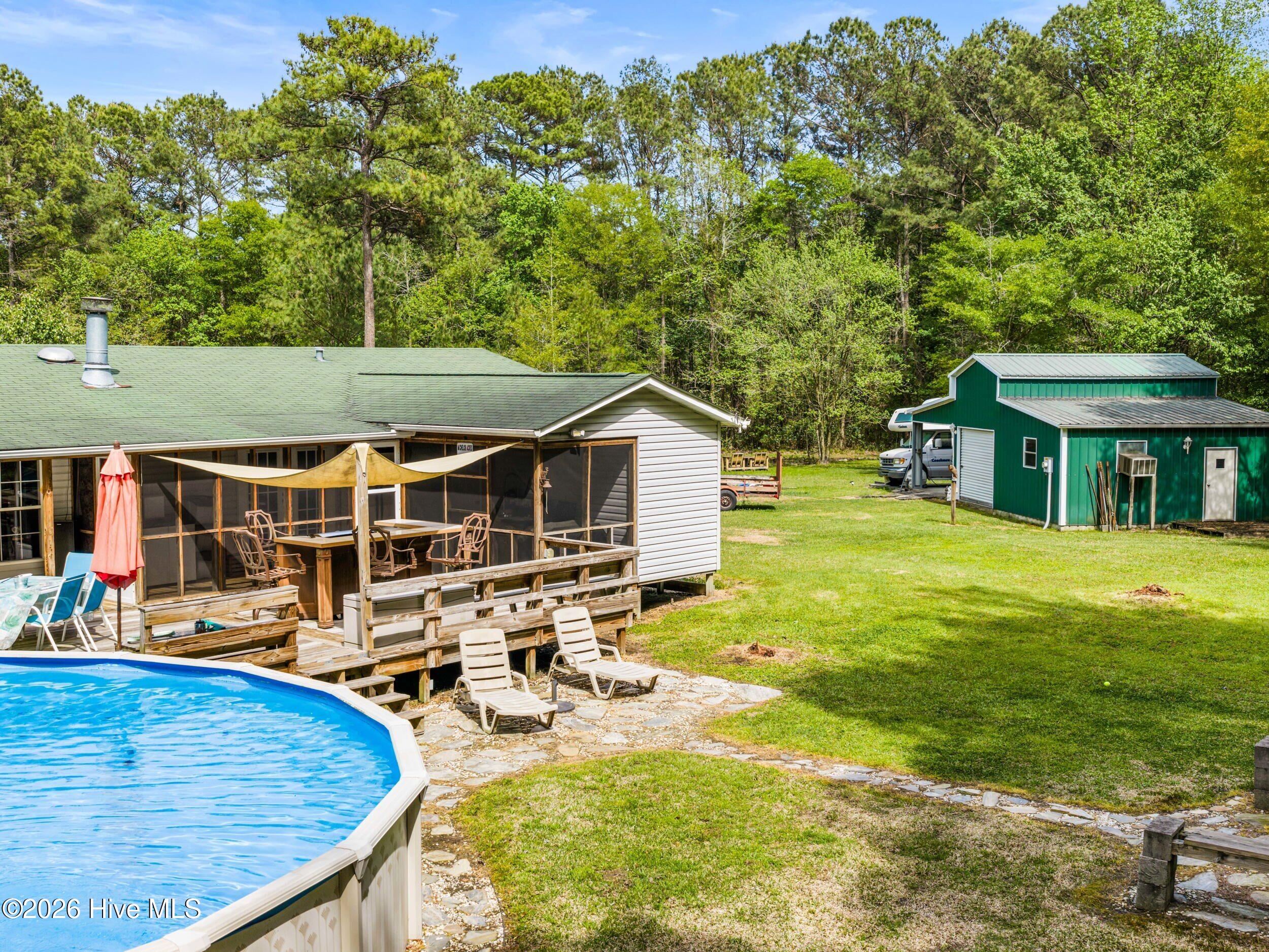 100566420 | Photo 90