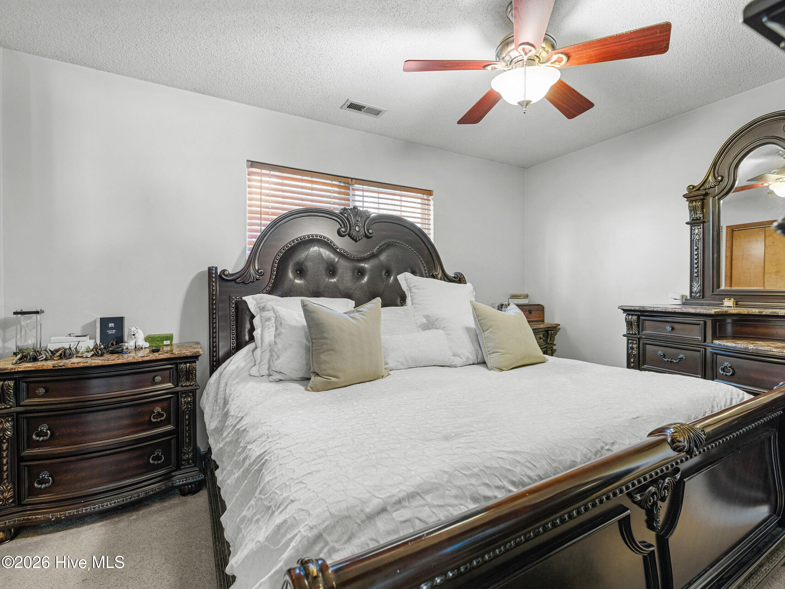 100554781 | Photo 11