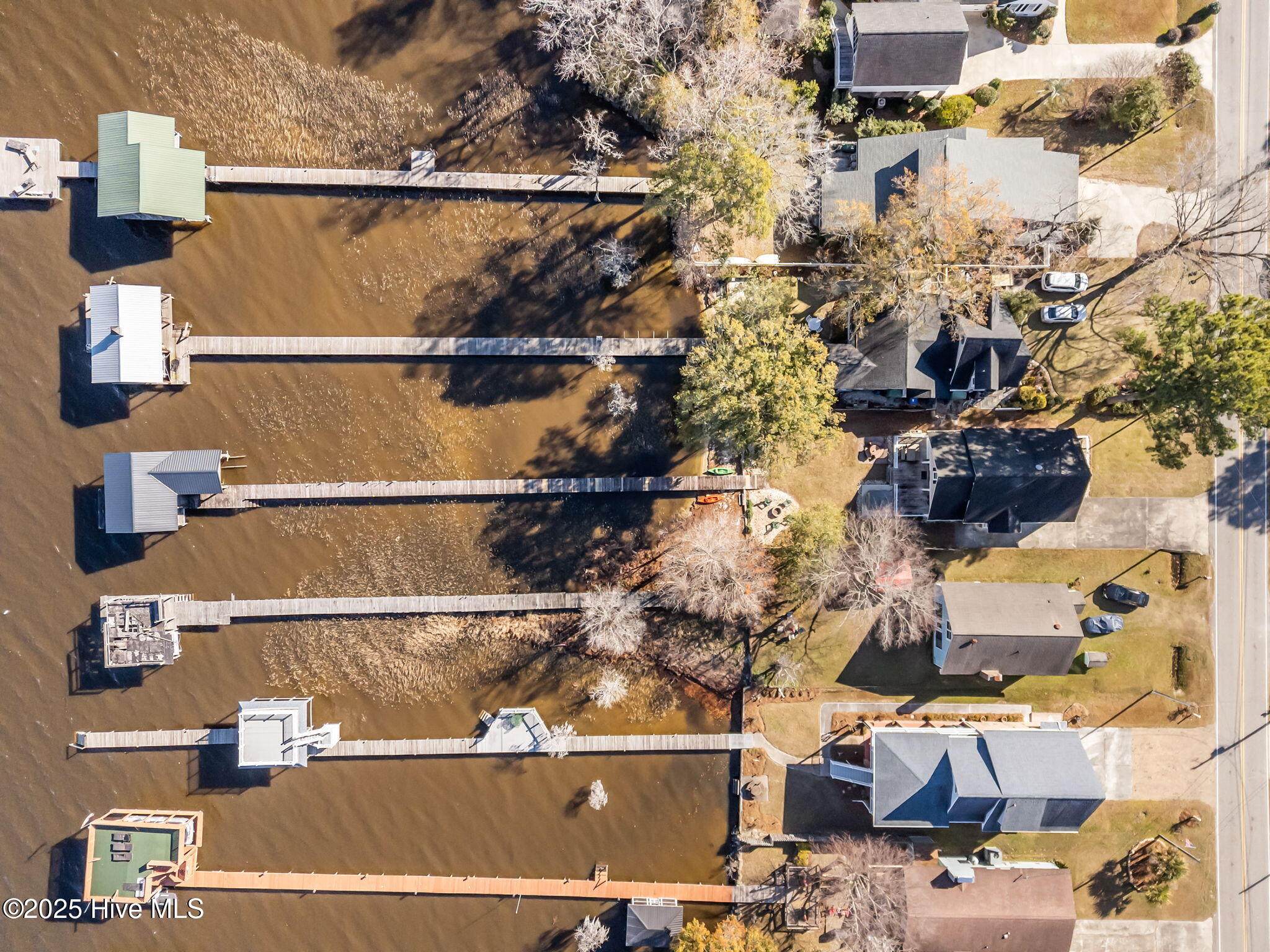 100545824 | Photo 39