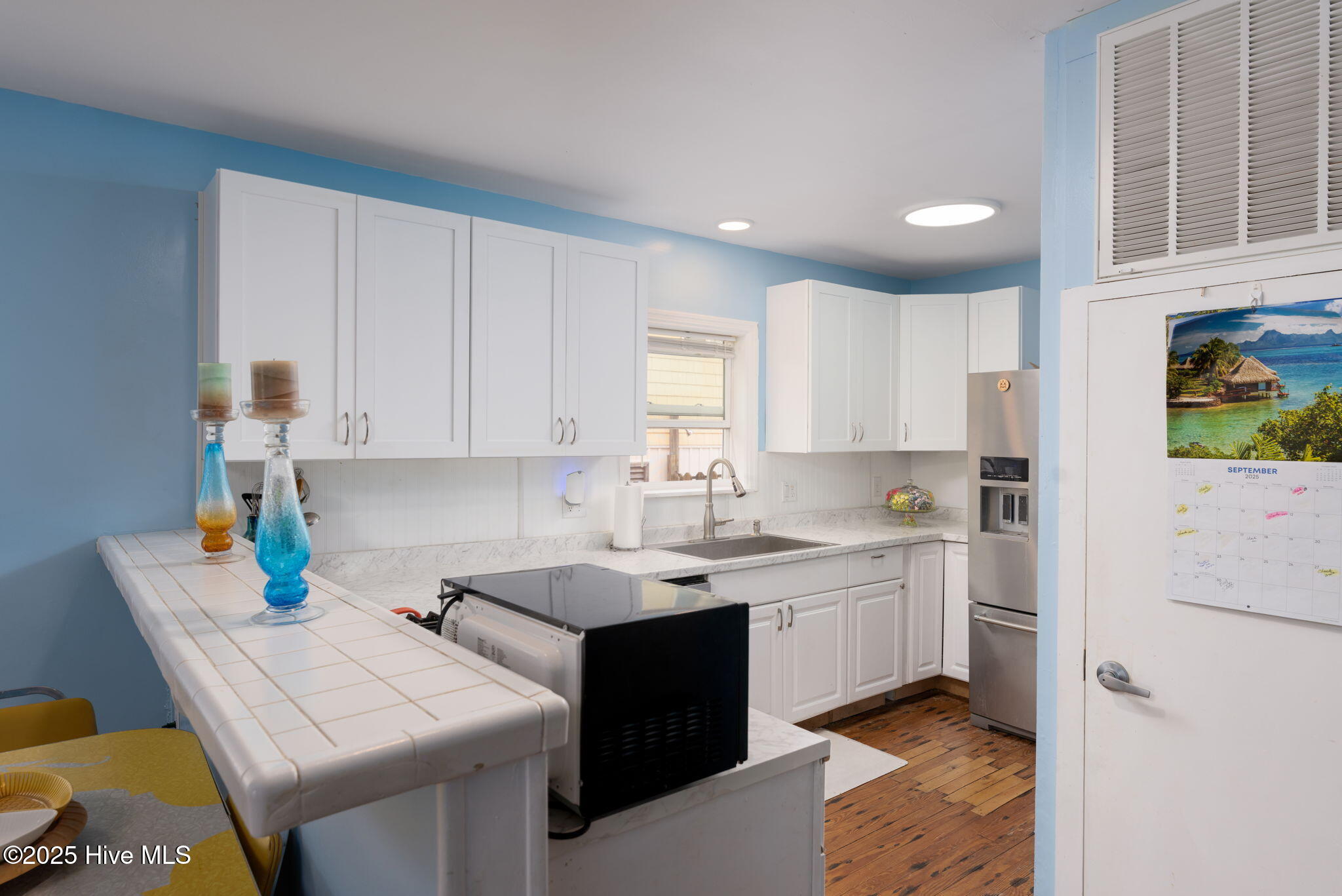 100534181 | Photo 11