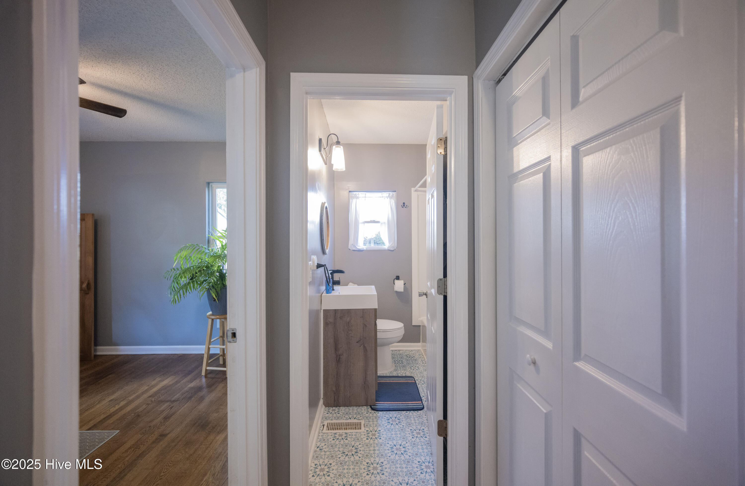 100541616 | Photo 22