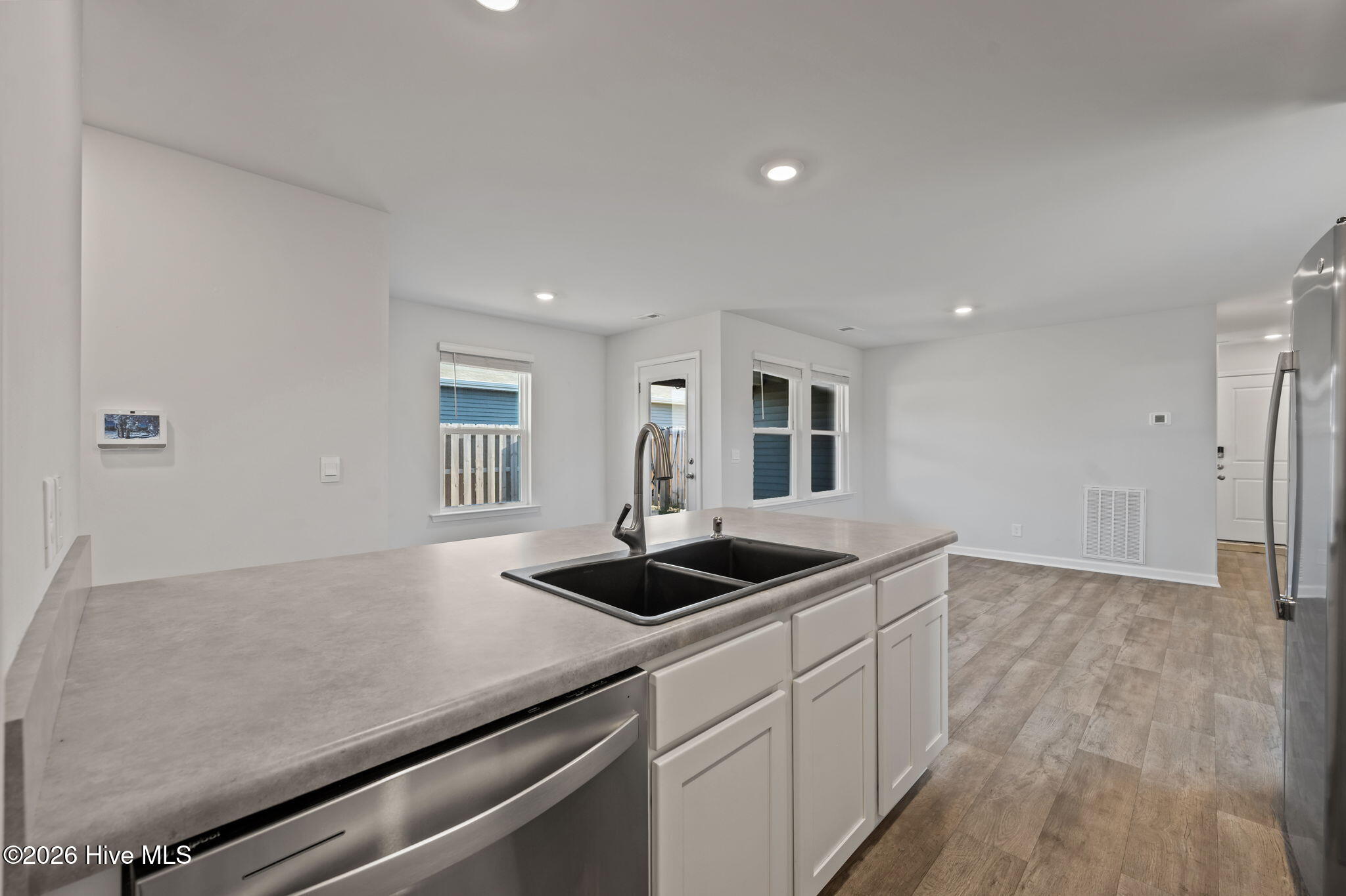 100547866 | Photo 15