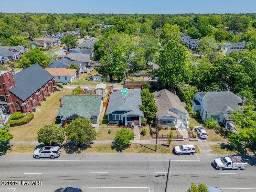 100568579 | Photo 34