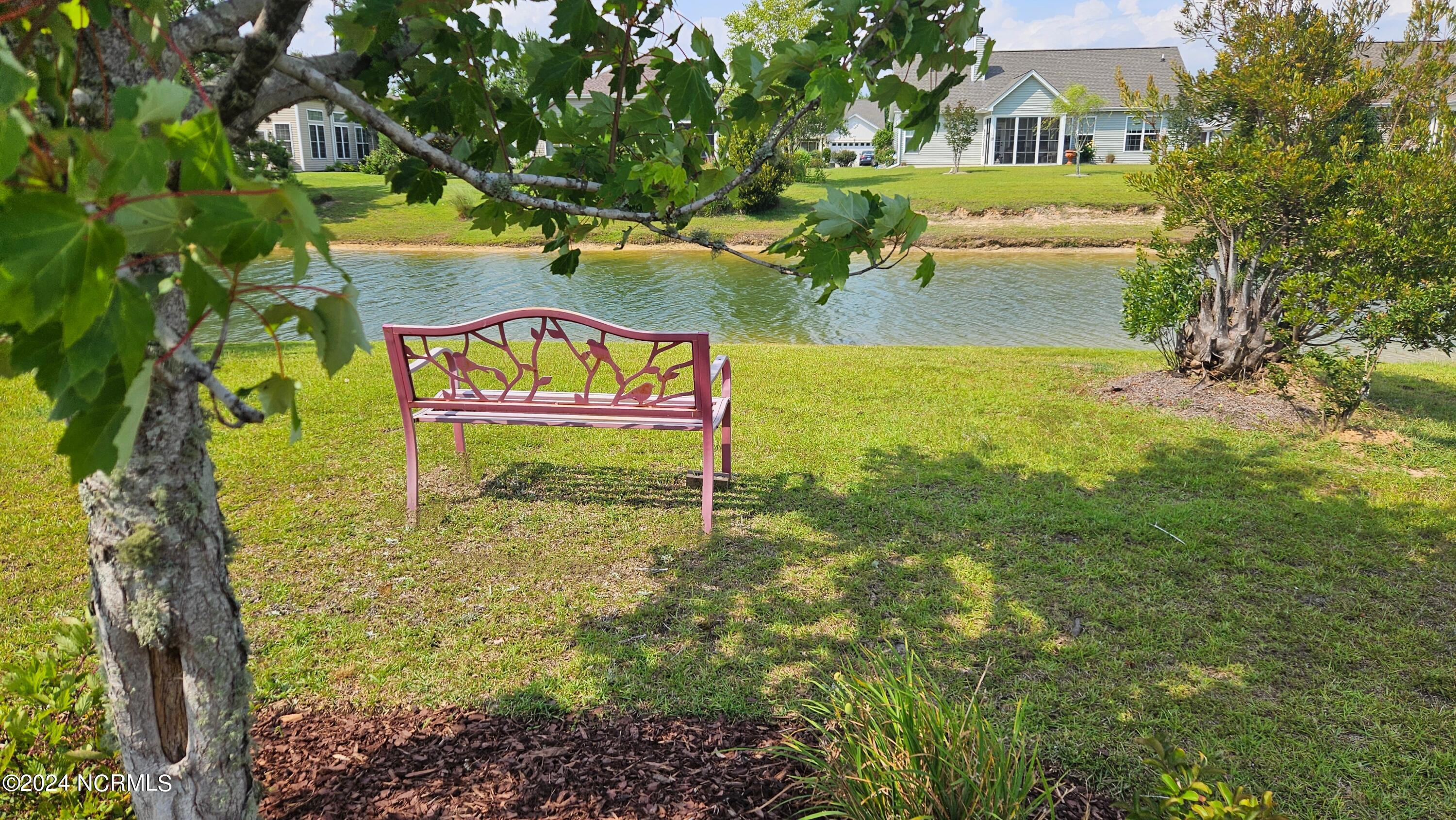 100565741 | Photo 37