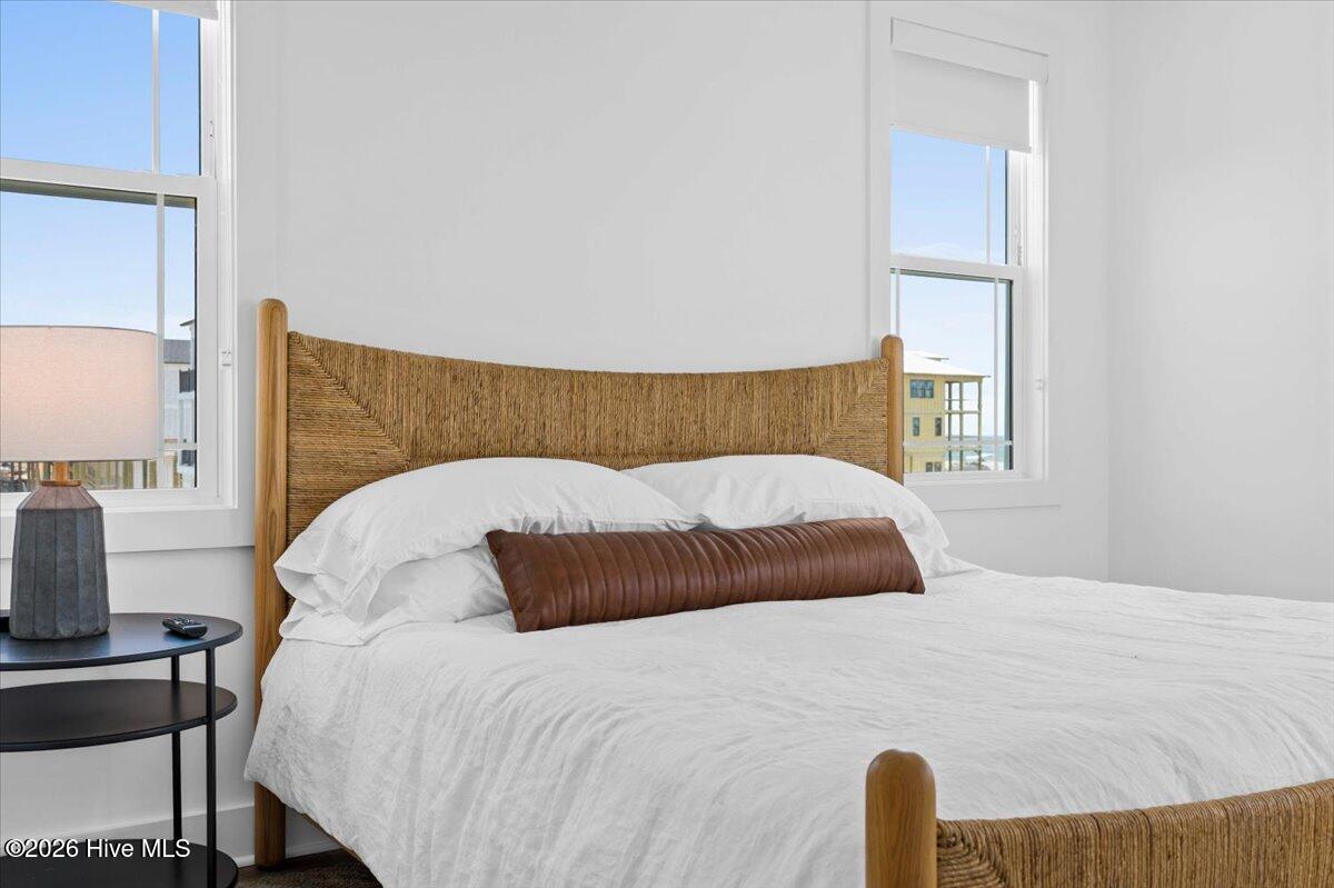 100552016 | Photo 51