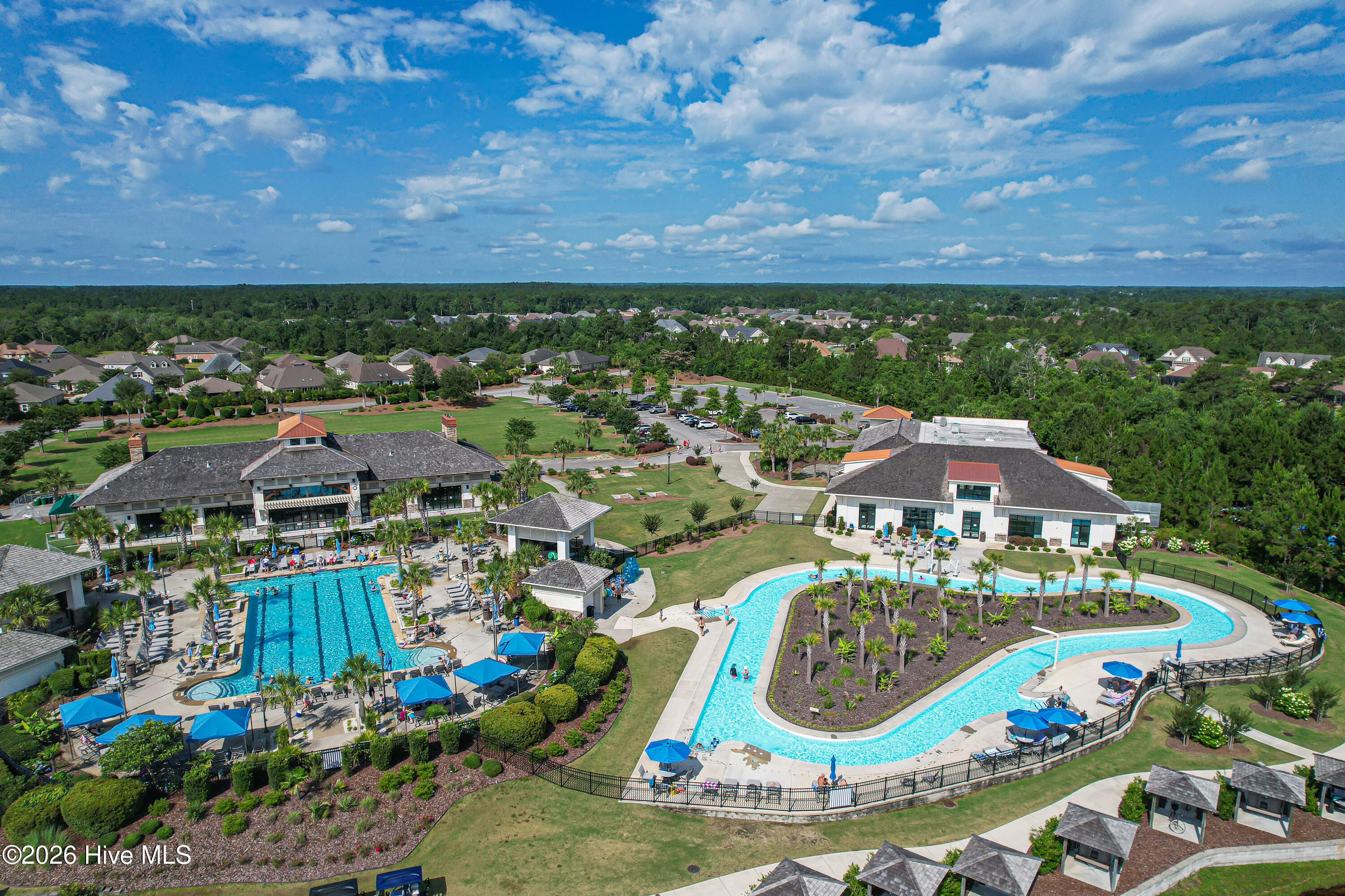 100564849 | Photo 72