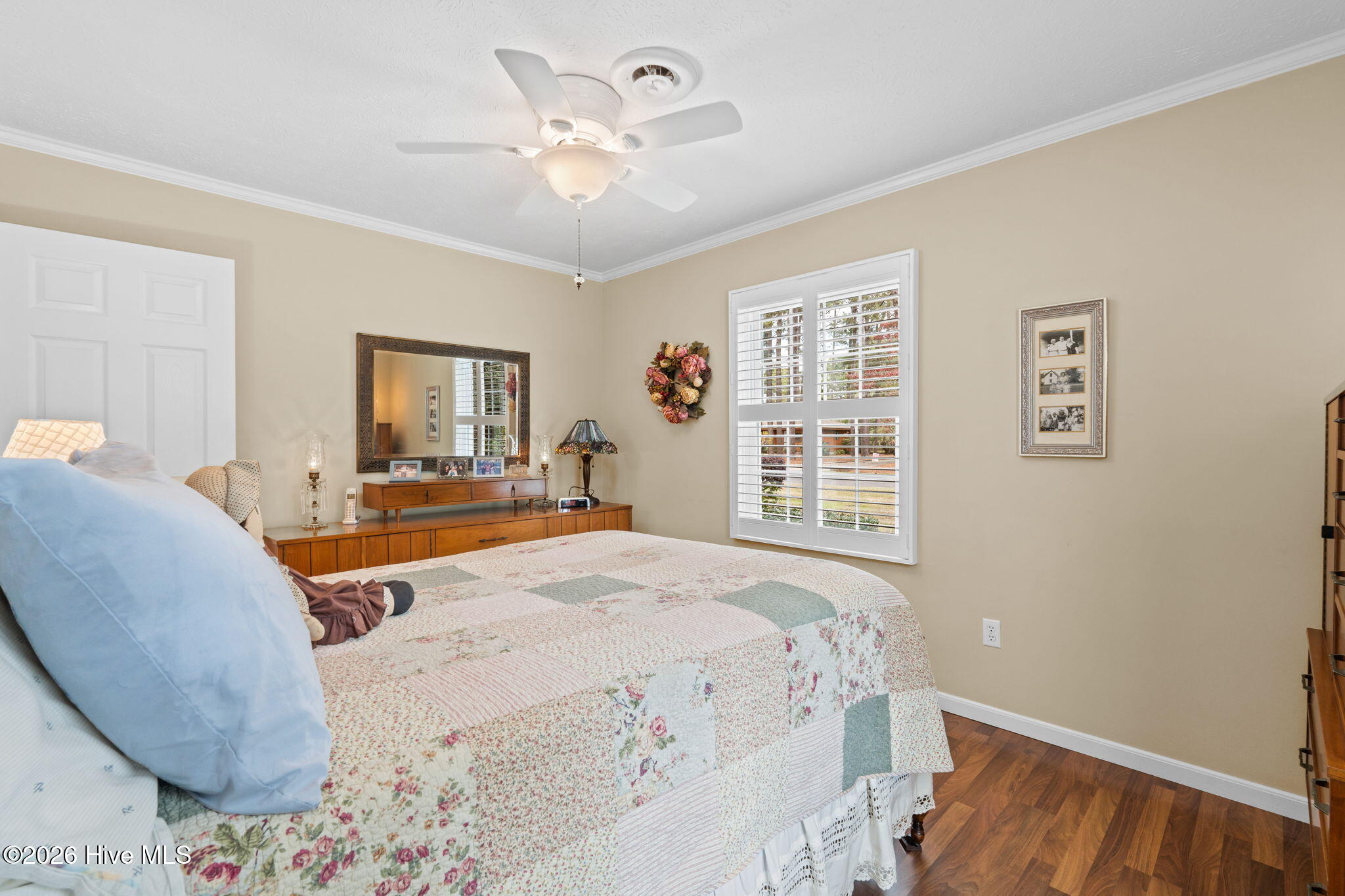 100564261 | Photo 17