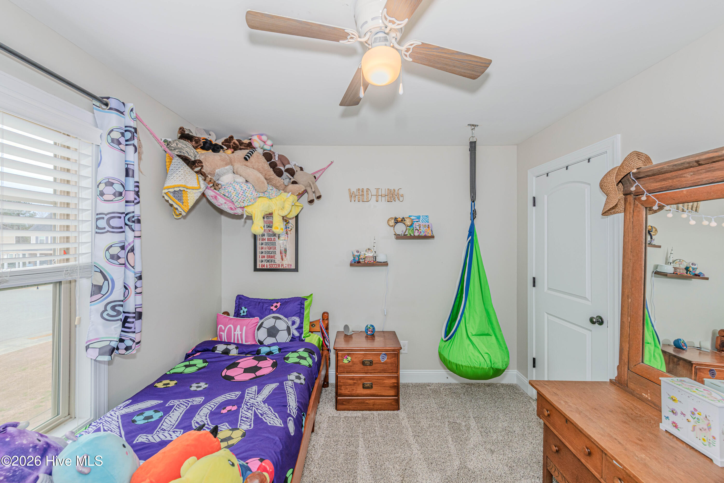 100555095 | Photo 15