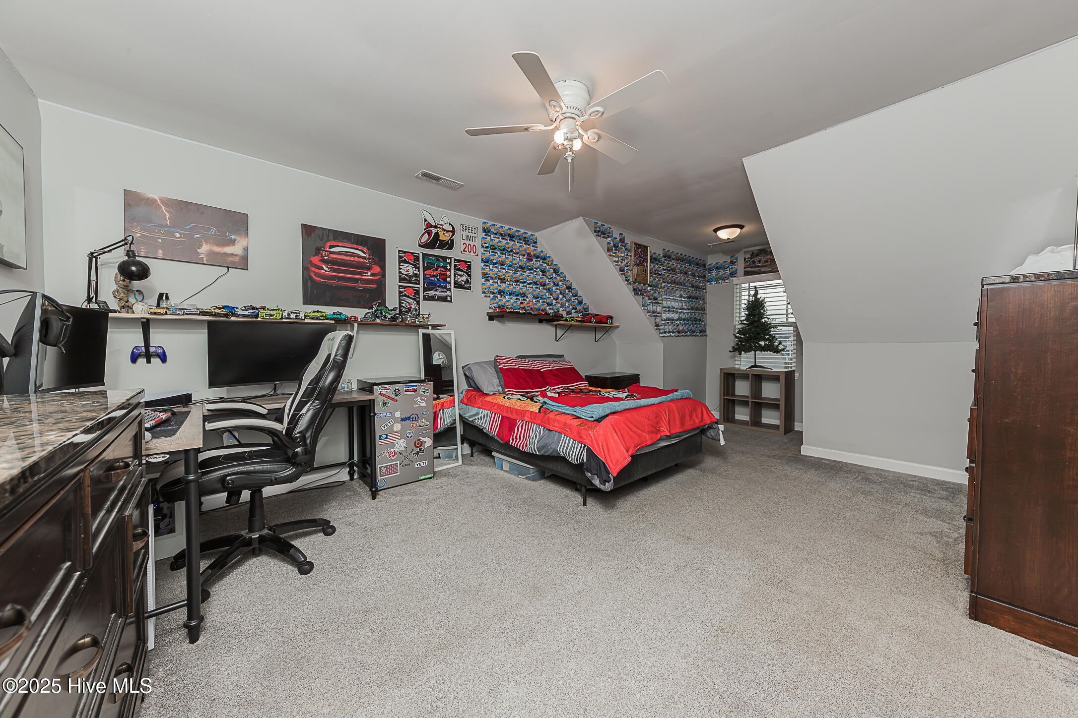 100544528 | Photo 20