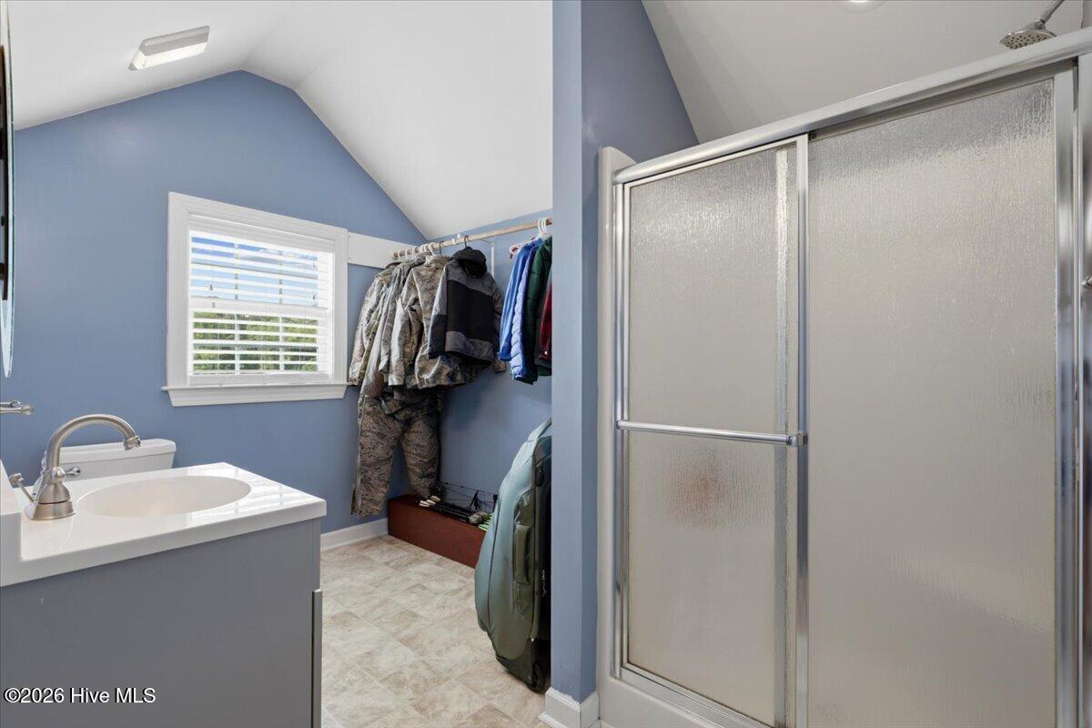 Bonus Bathroom
