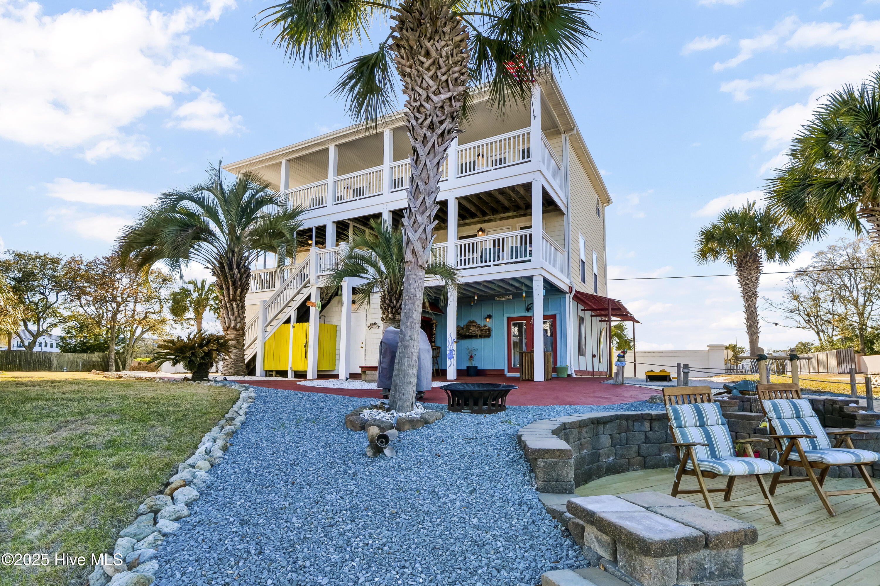 100497628 | Photo 48