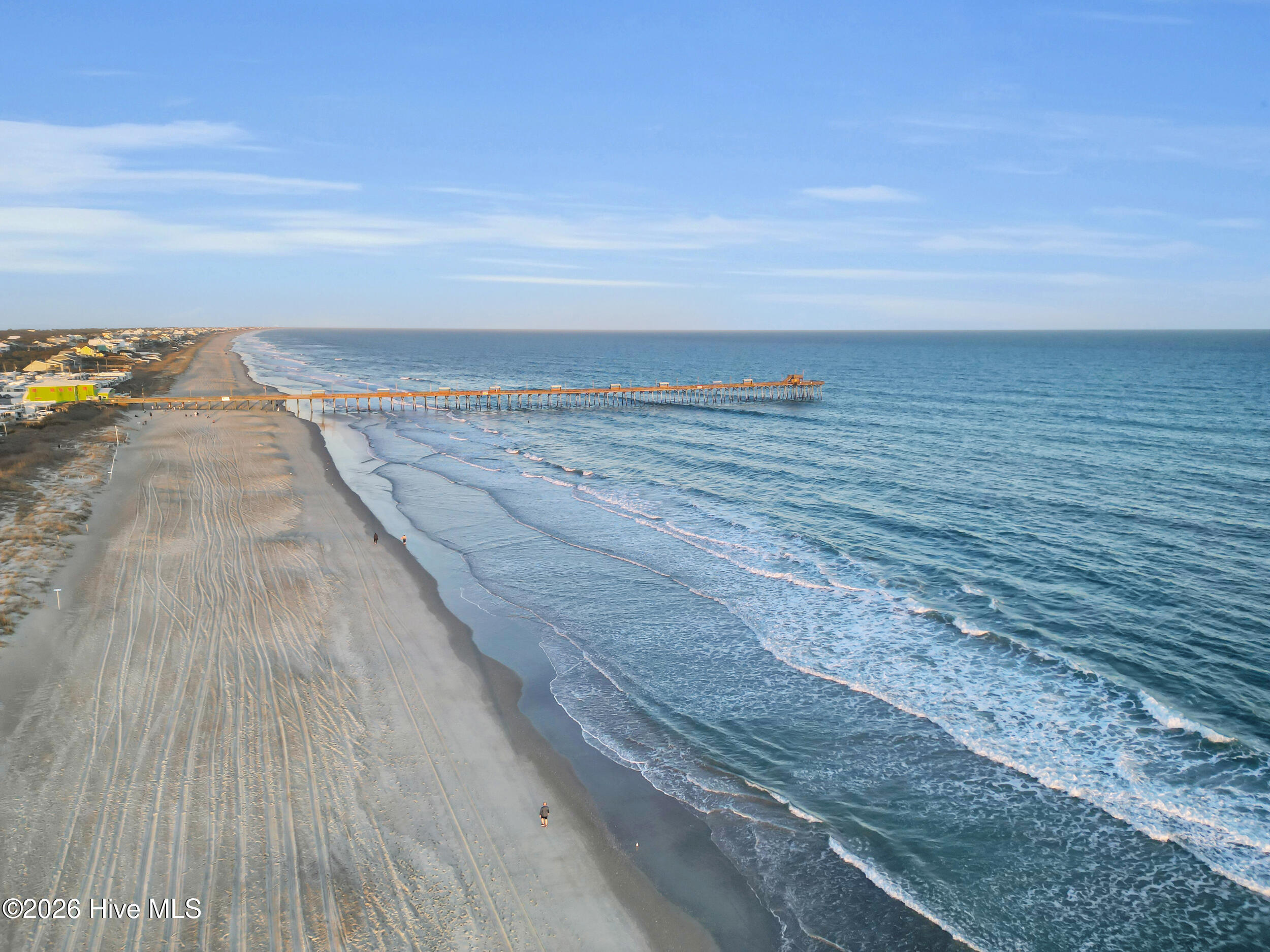 100560097 | Photo 46