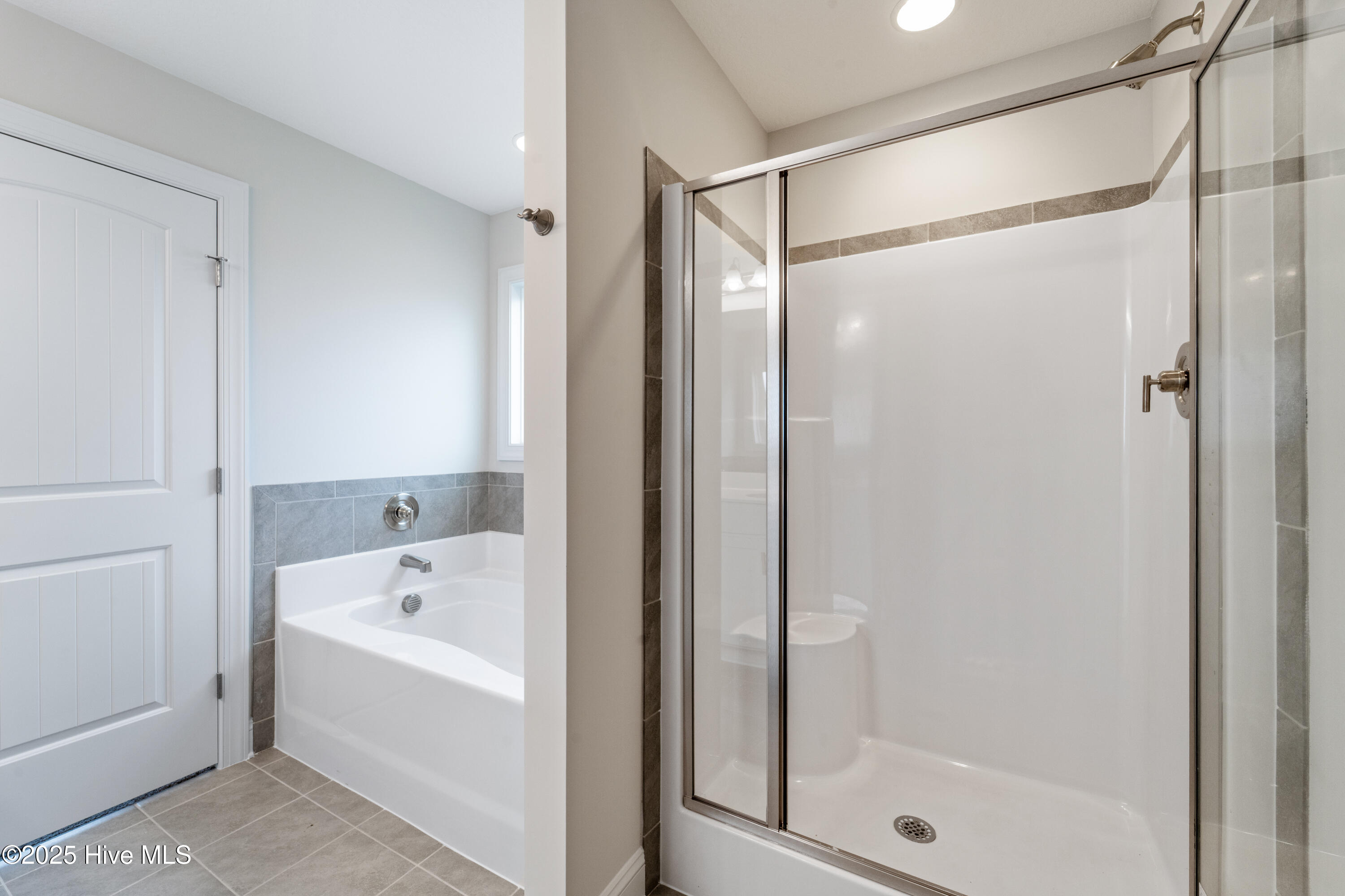 100502938 | Photo 19