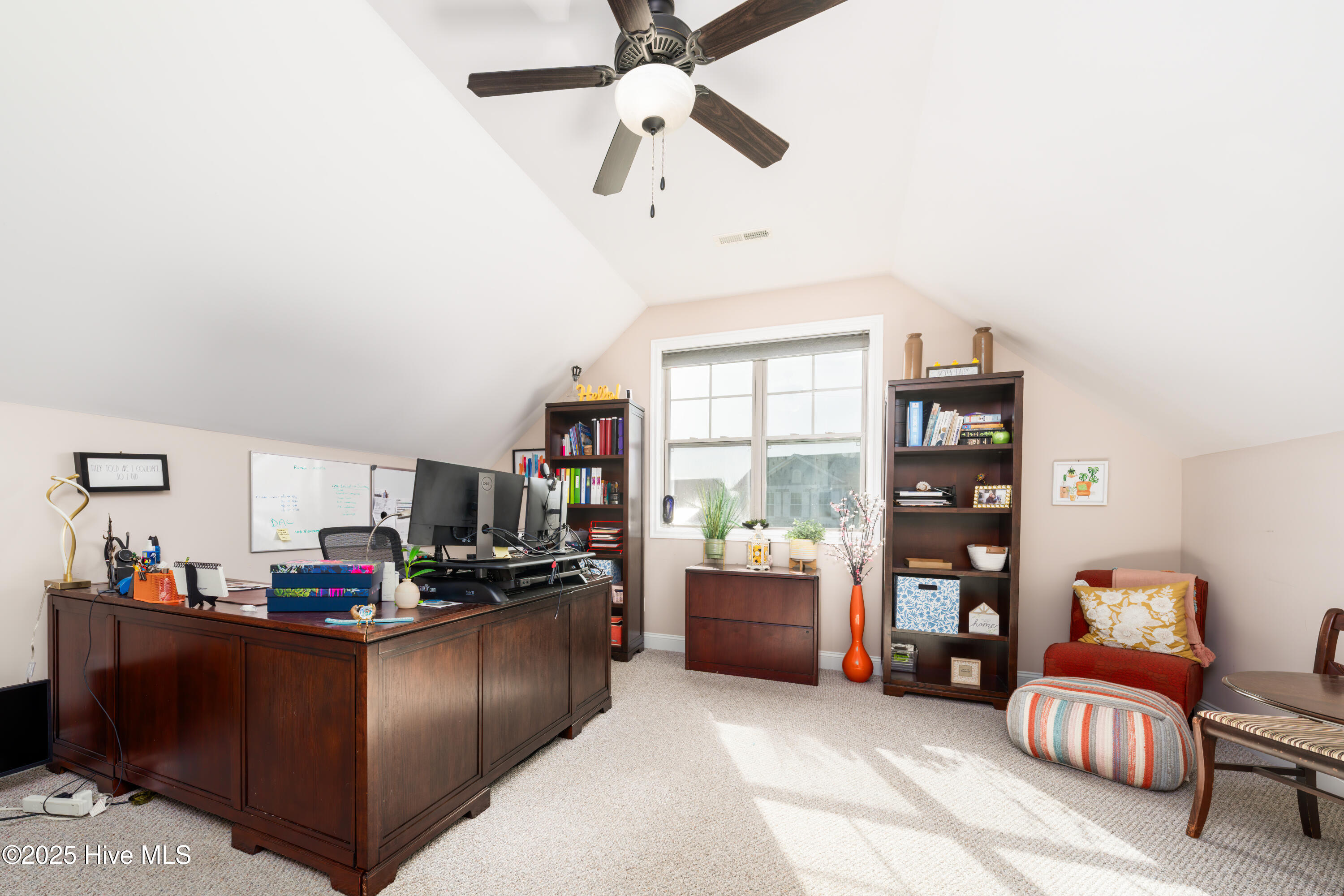 100535400 | Photo 33