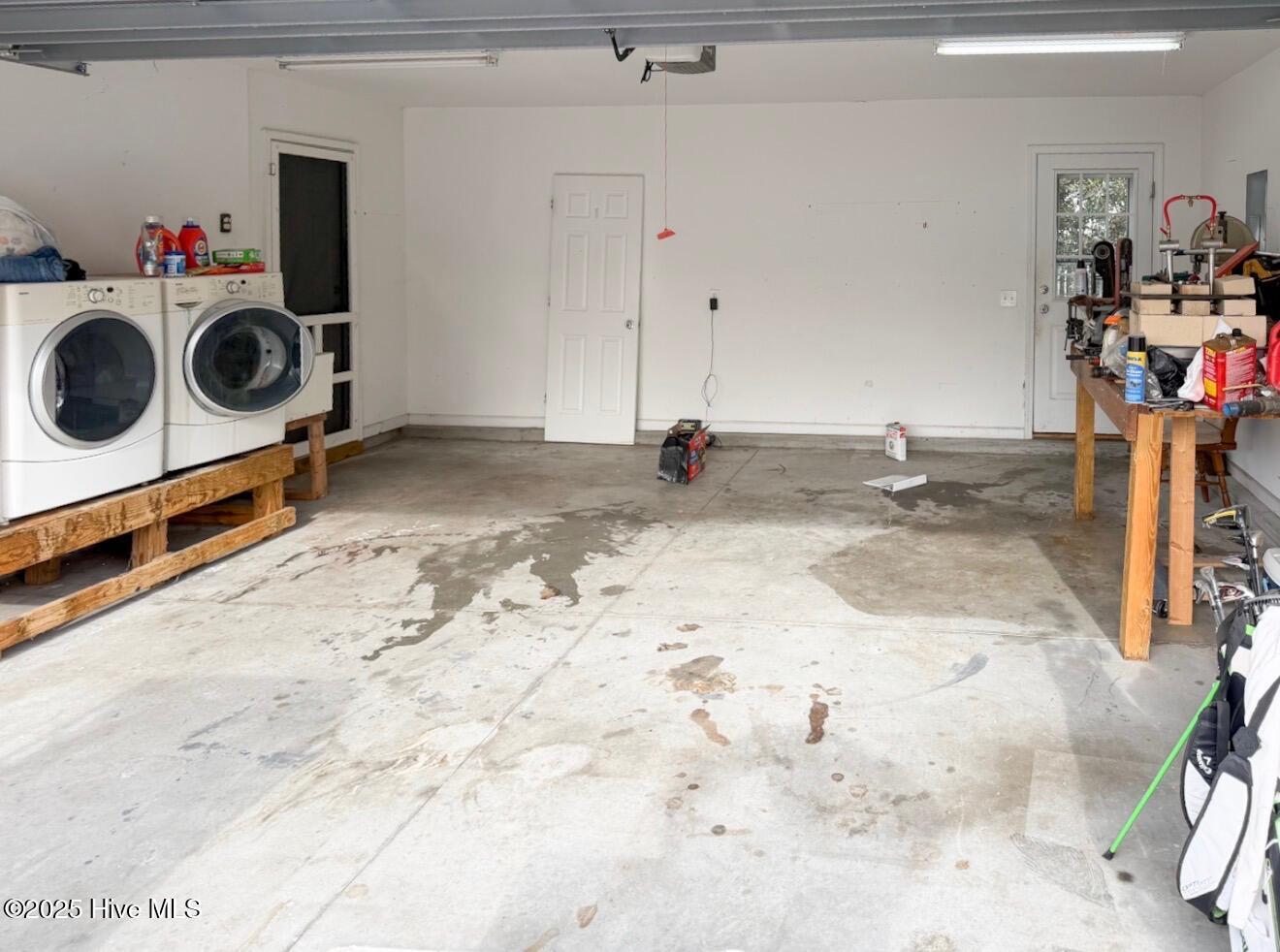 100546058 | Photo 11