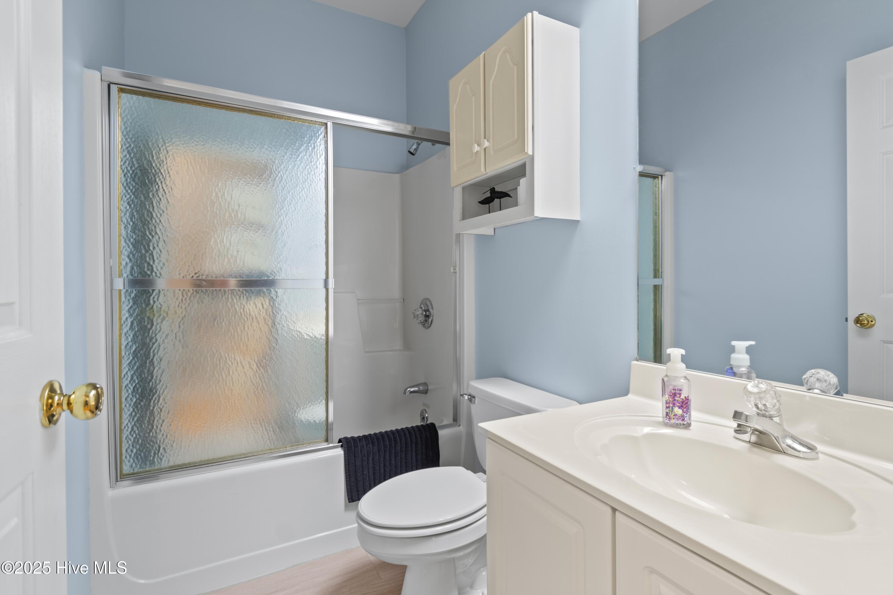 100522273 | Photo 18