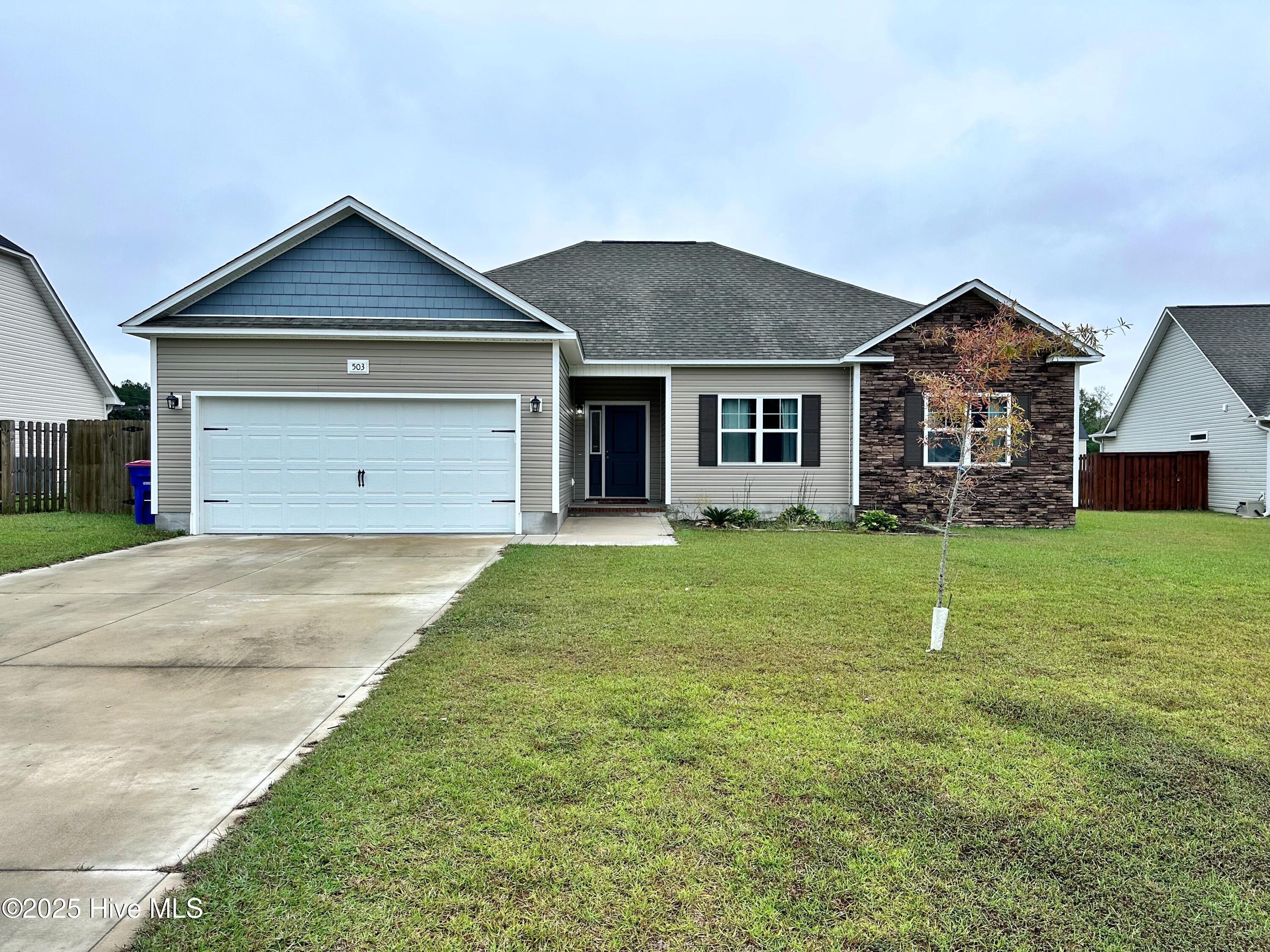 503 Violet Court, Maysville, NC 28555 – photo 2: Front(2)