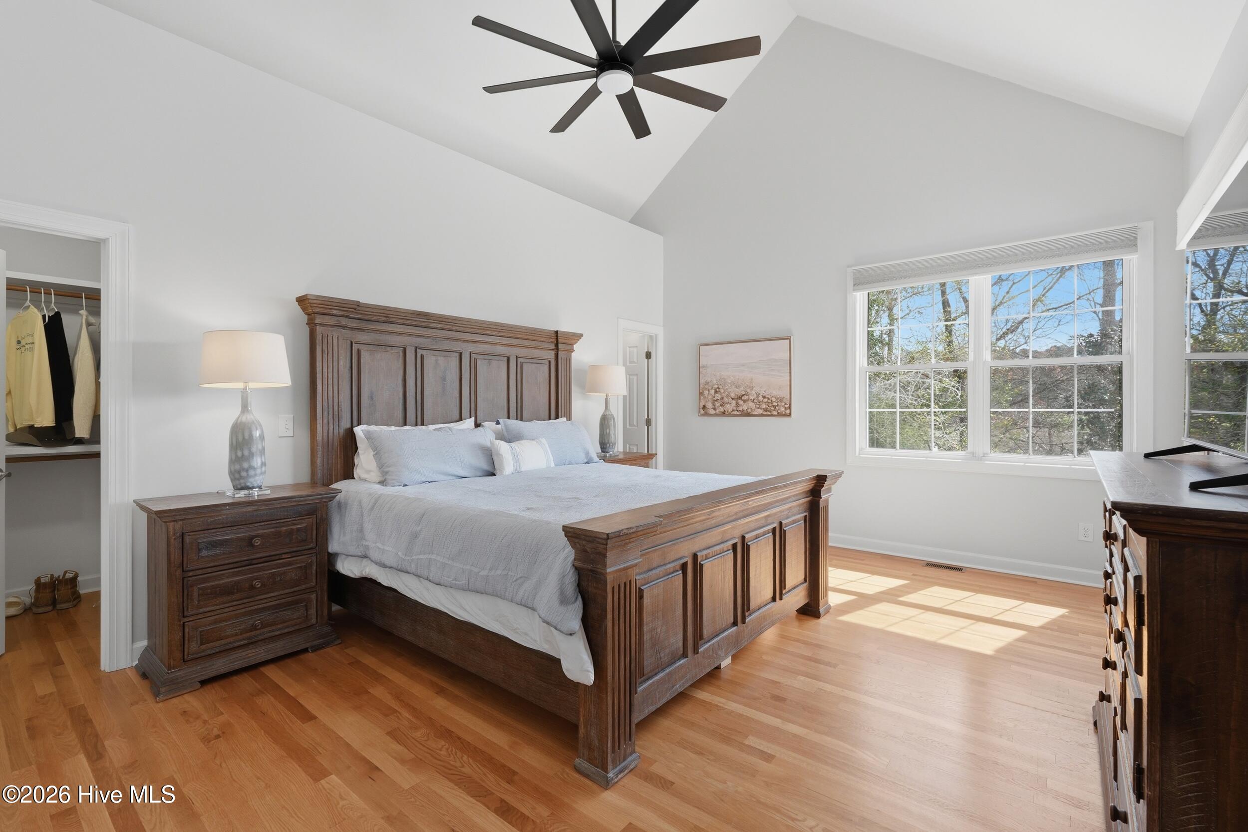 100559694 | Photo 21