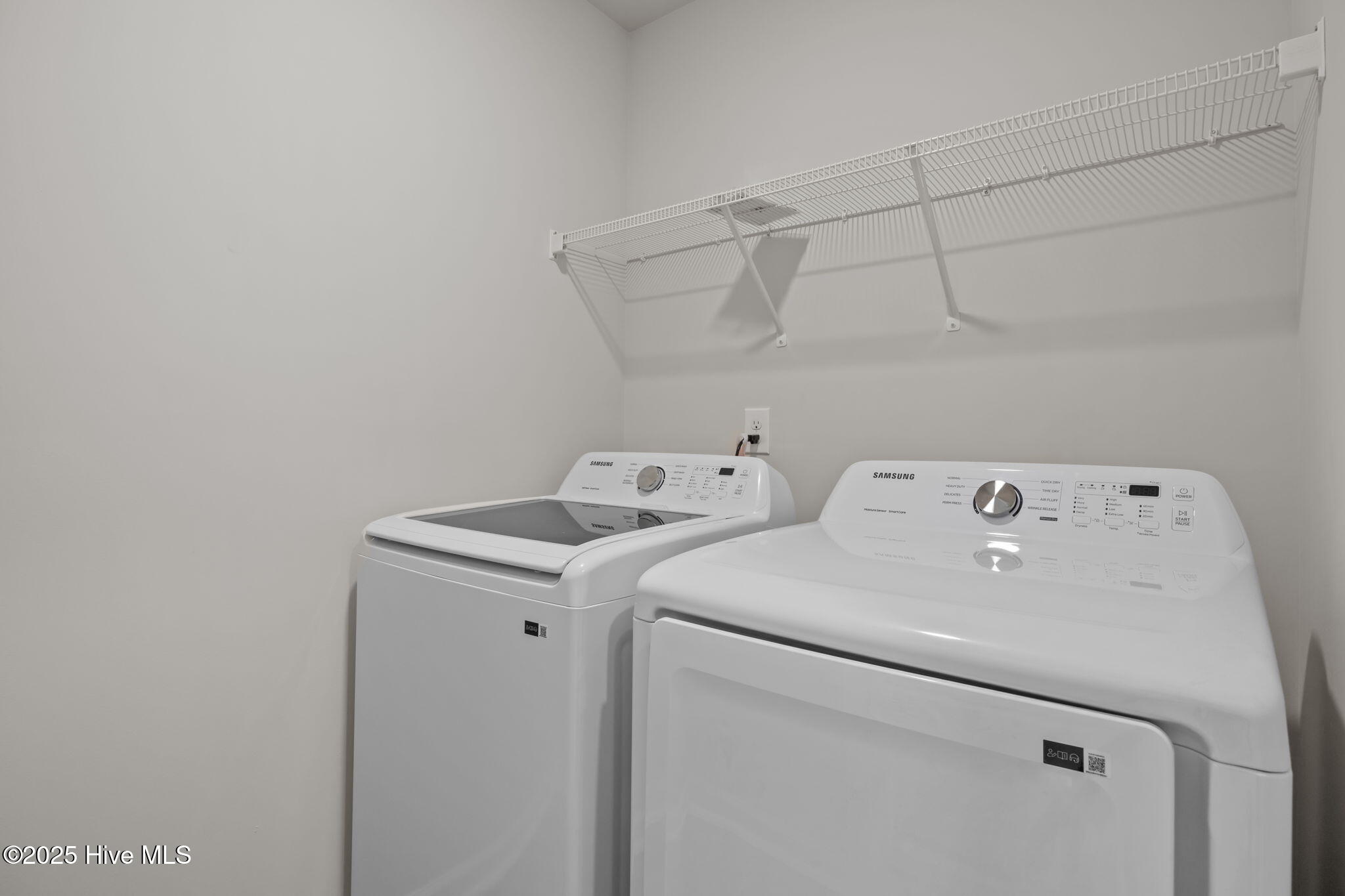 100542693 | Photo 42