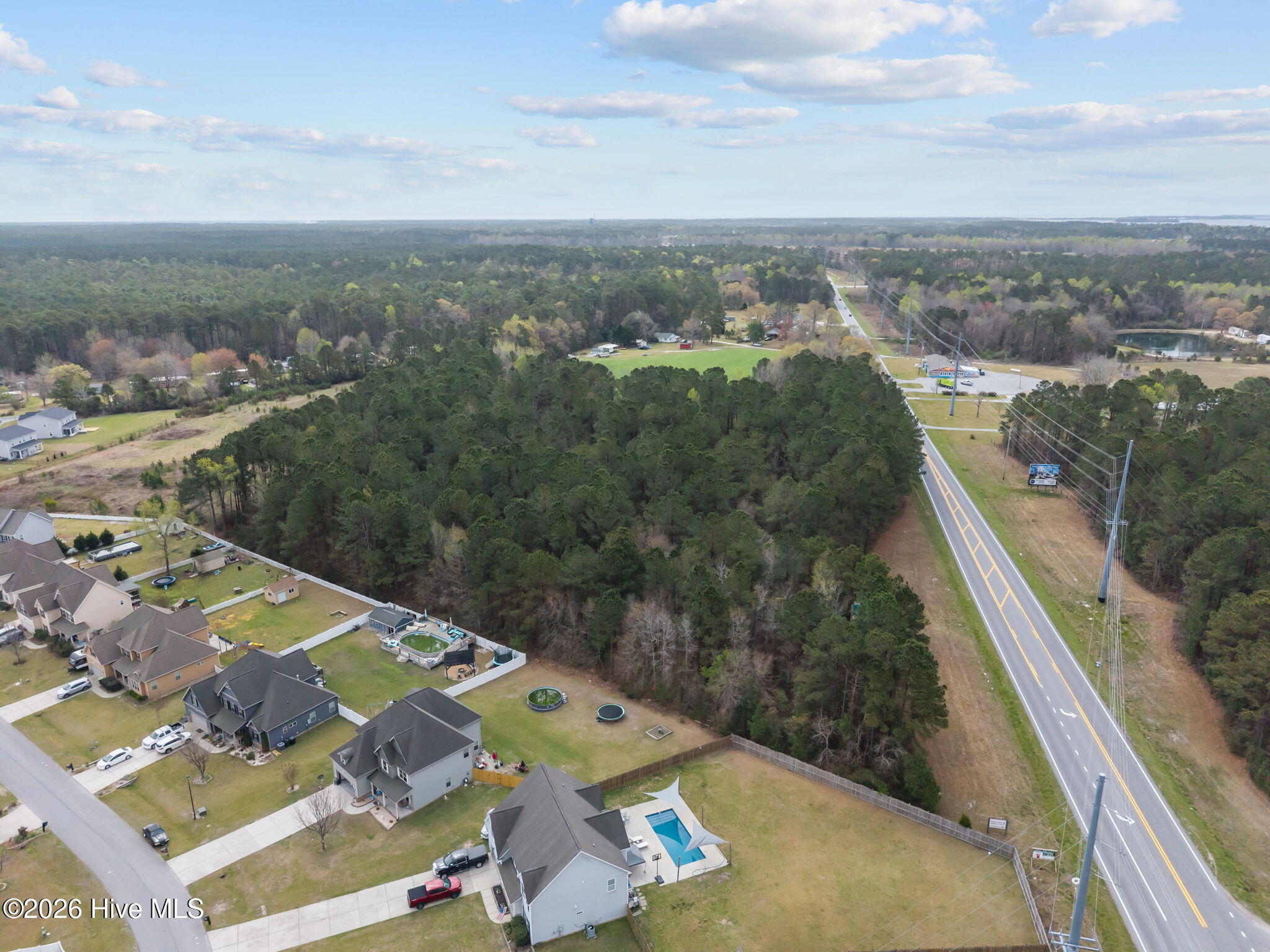 100563673 | Photo 12